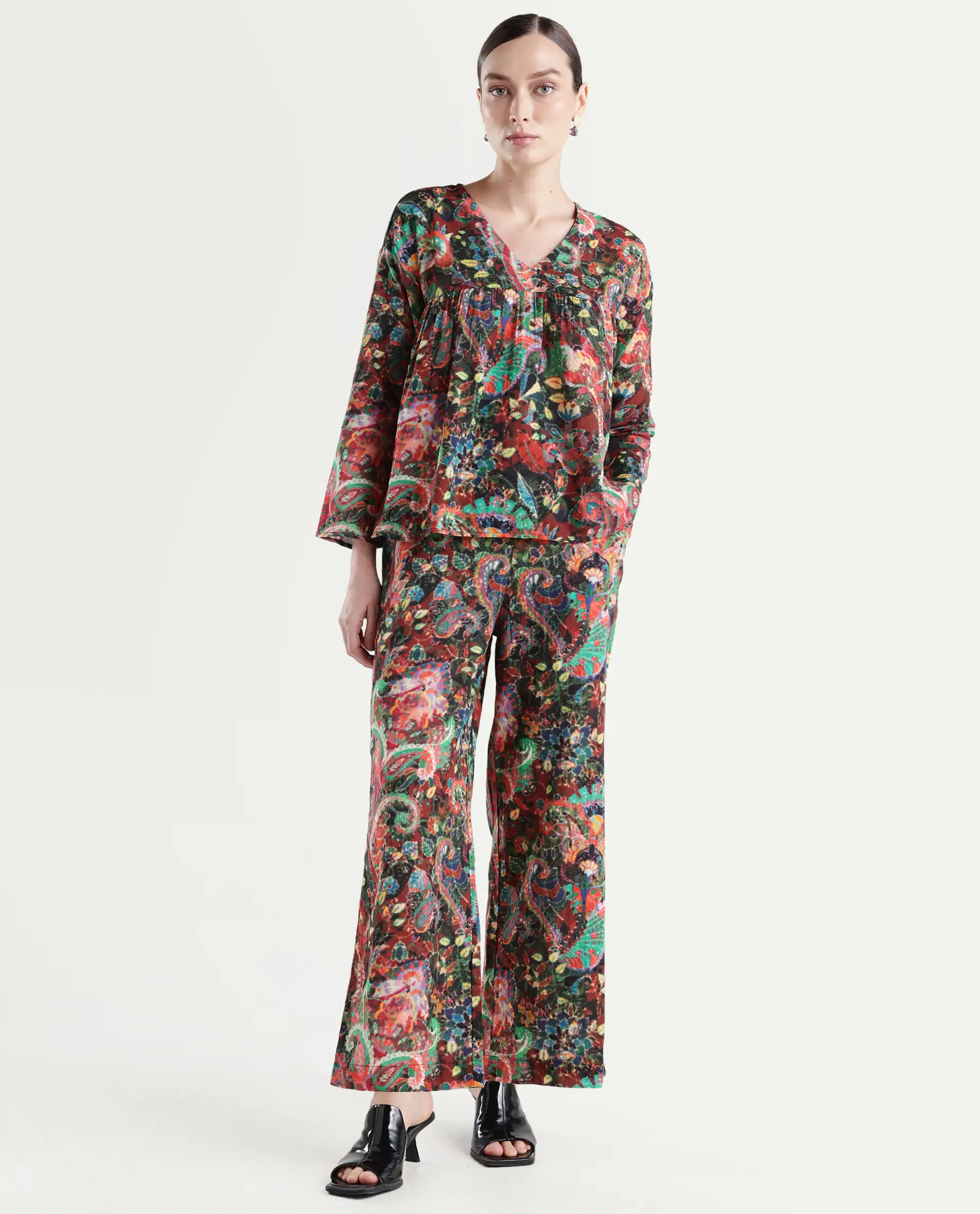 Rareism Women's Rinatao-B Dark Multi Cotton Blend Paisley Print Ankle Length Straight Fit Trouser - Image 3