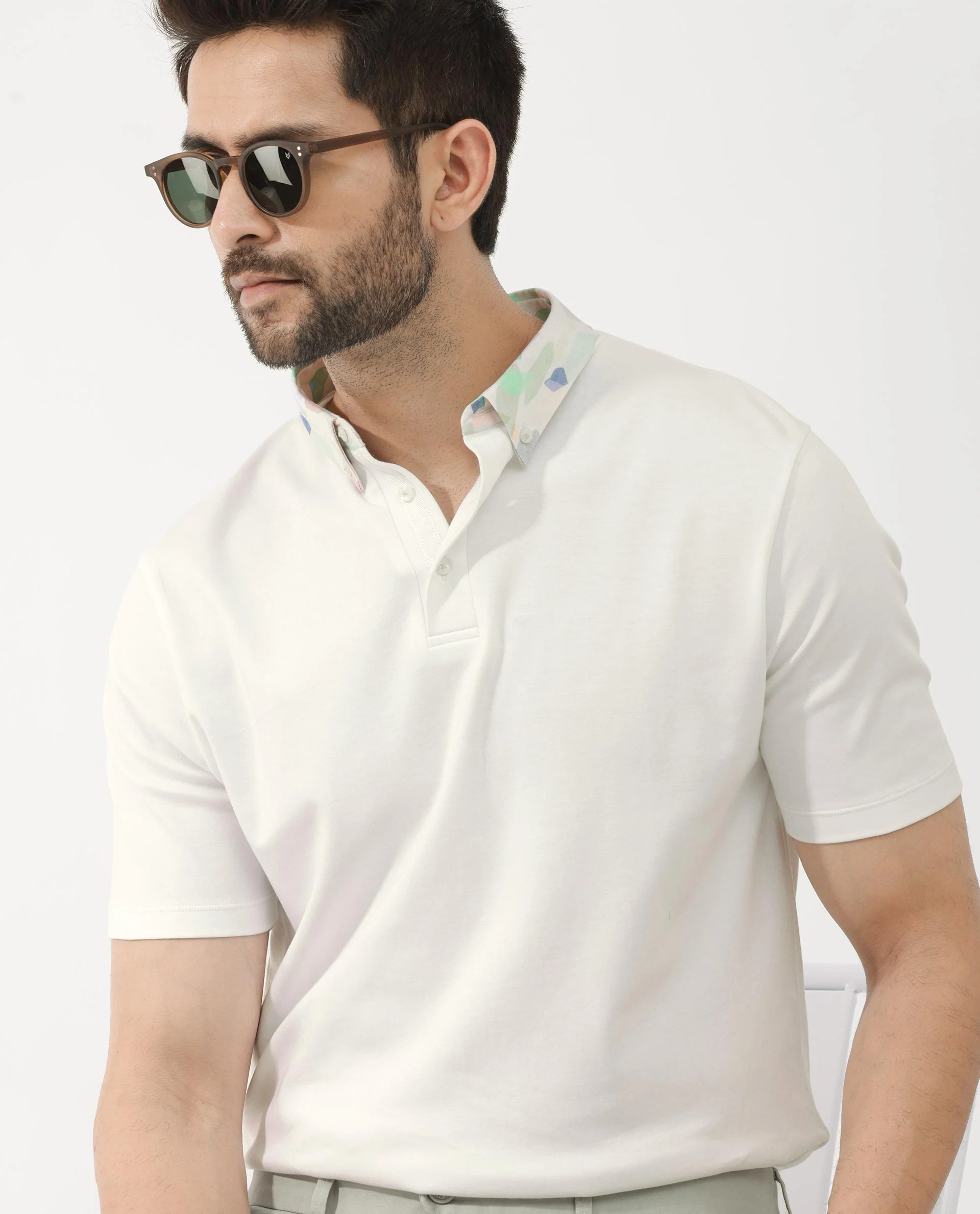 Rare Rabbit Men's Ringer2 White Cotton Printed Regular Fit Half Sleeve Polo - Image 7
