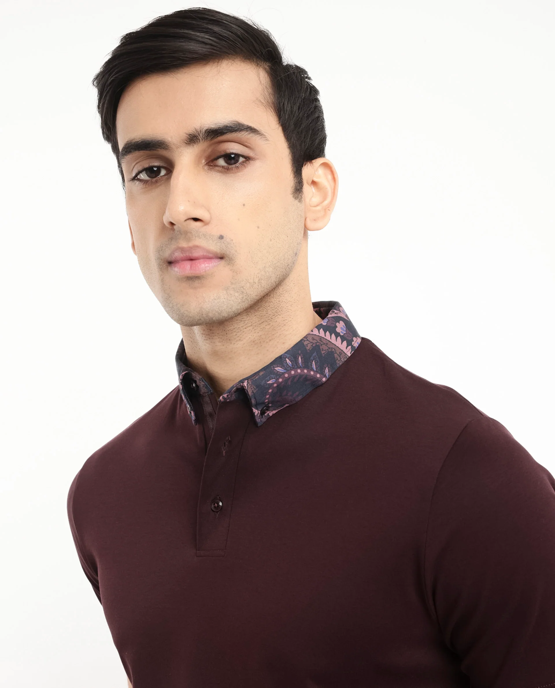 Rare Rabbit Men's Rings Maroon Cotton Plain Regular Fit Half Sleeve Polo - Image 2