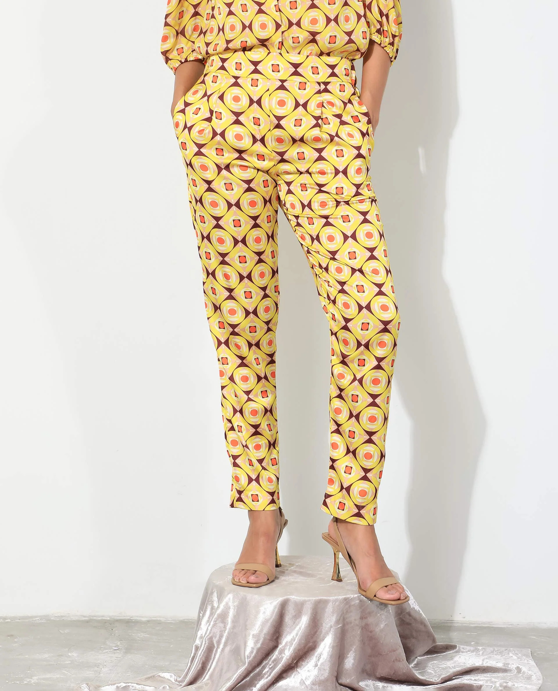 Rareism Women's Robbie Yellow Polyester Geometric Print Ankle Length Regular Fit Trouser - Image 2