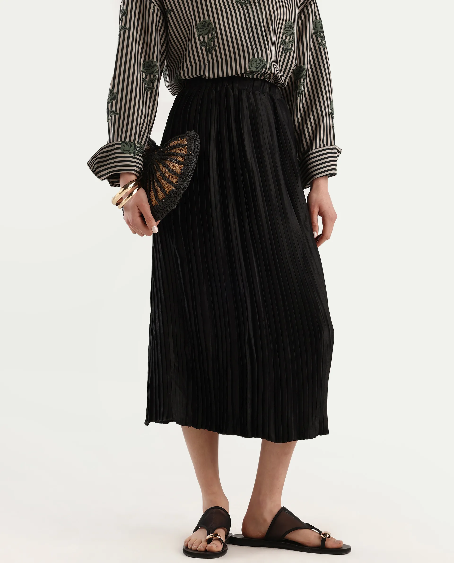 Rareism Women's Rochrille Black Polyester Blend Plain Midi Flared Skirt - Image 2