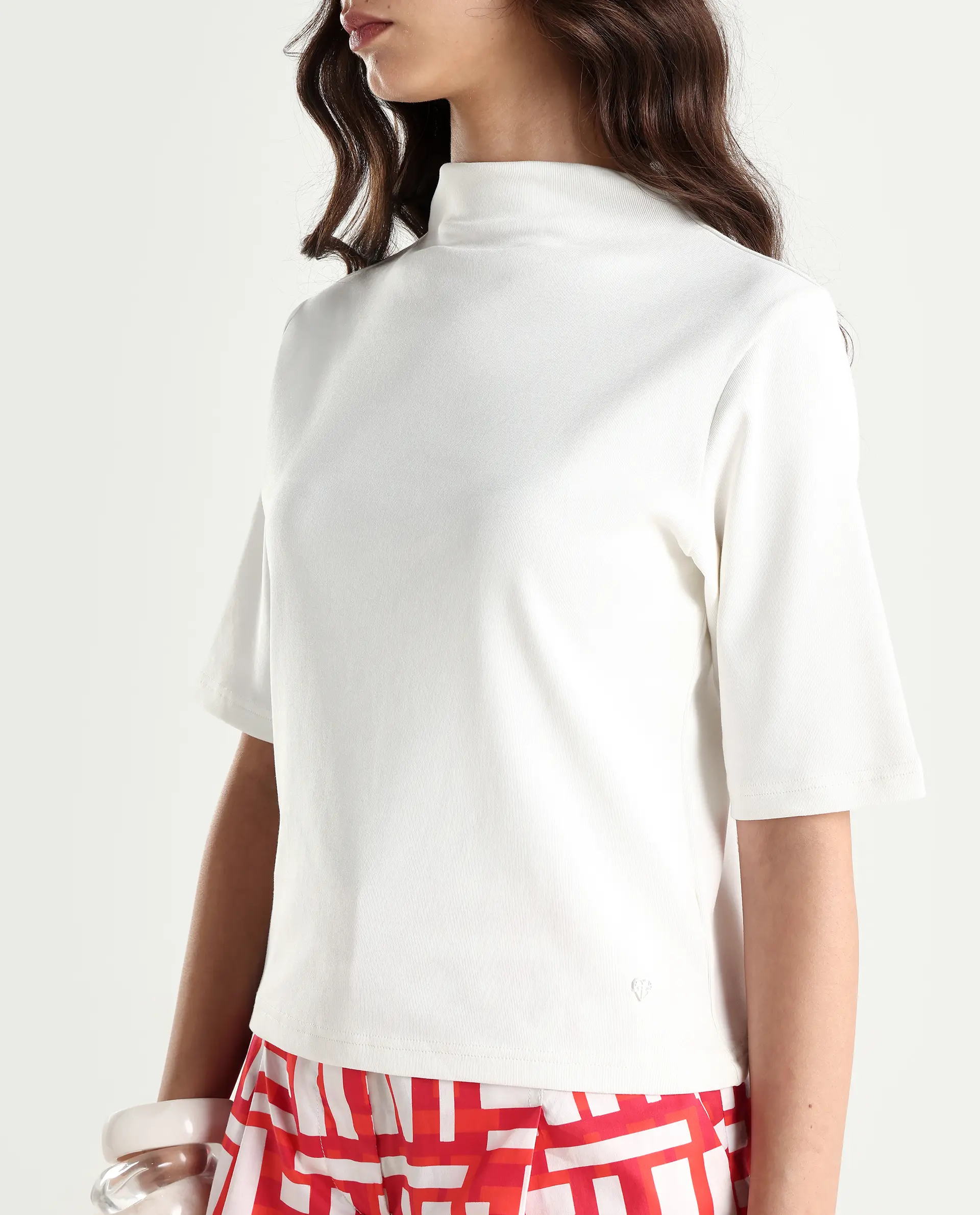 Rareism Women's Rohdrio Off White Cotton Blend High Neck Plain Regular Fit Top - Image 4