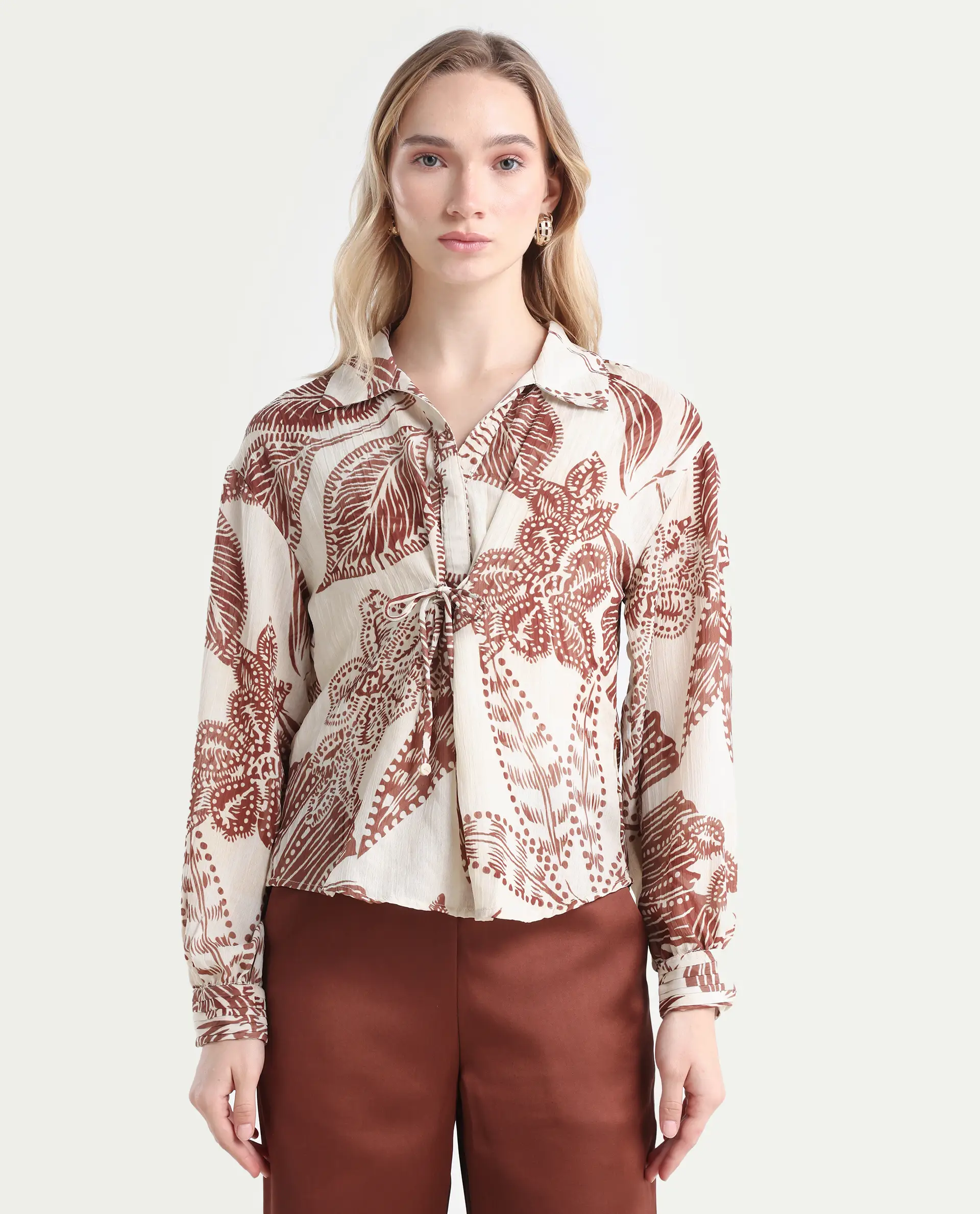 Rareism Women's Ron T Beige Polyester Spread Collar Floral Print Bishop Sleeve Relaxed Fit Top - Image 4