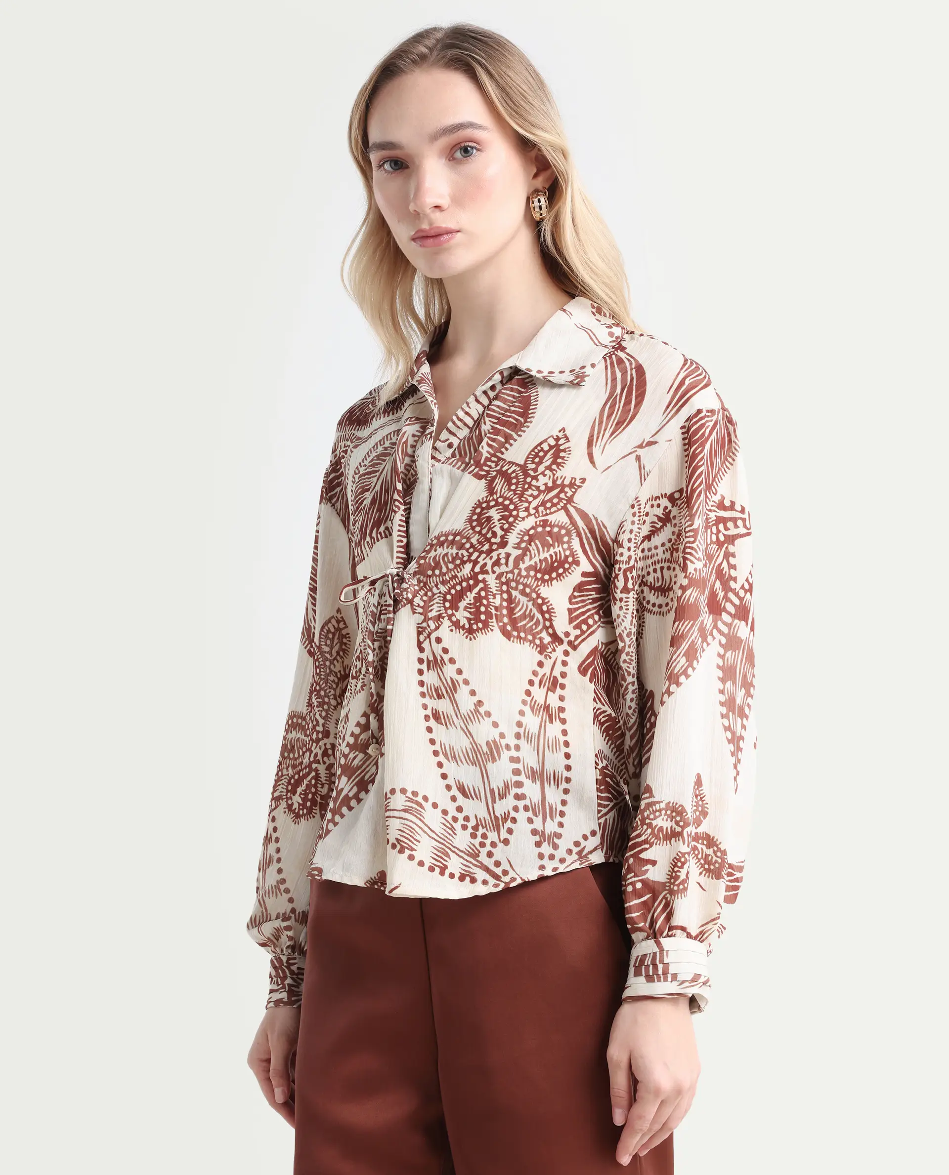 Rareism Women's Ron T Beige Polyester Spread Collar Floral Print Bishop Sleeve Relaxed Fit Top - Image 5