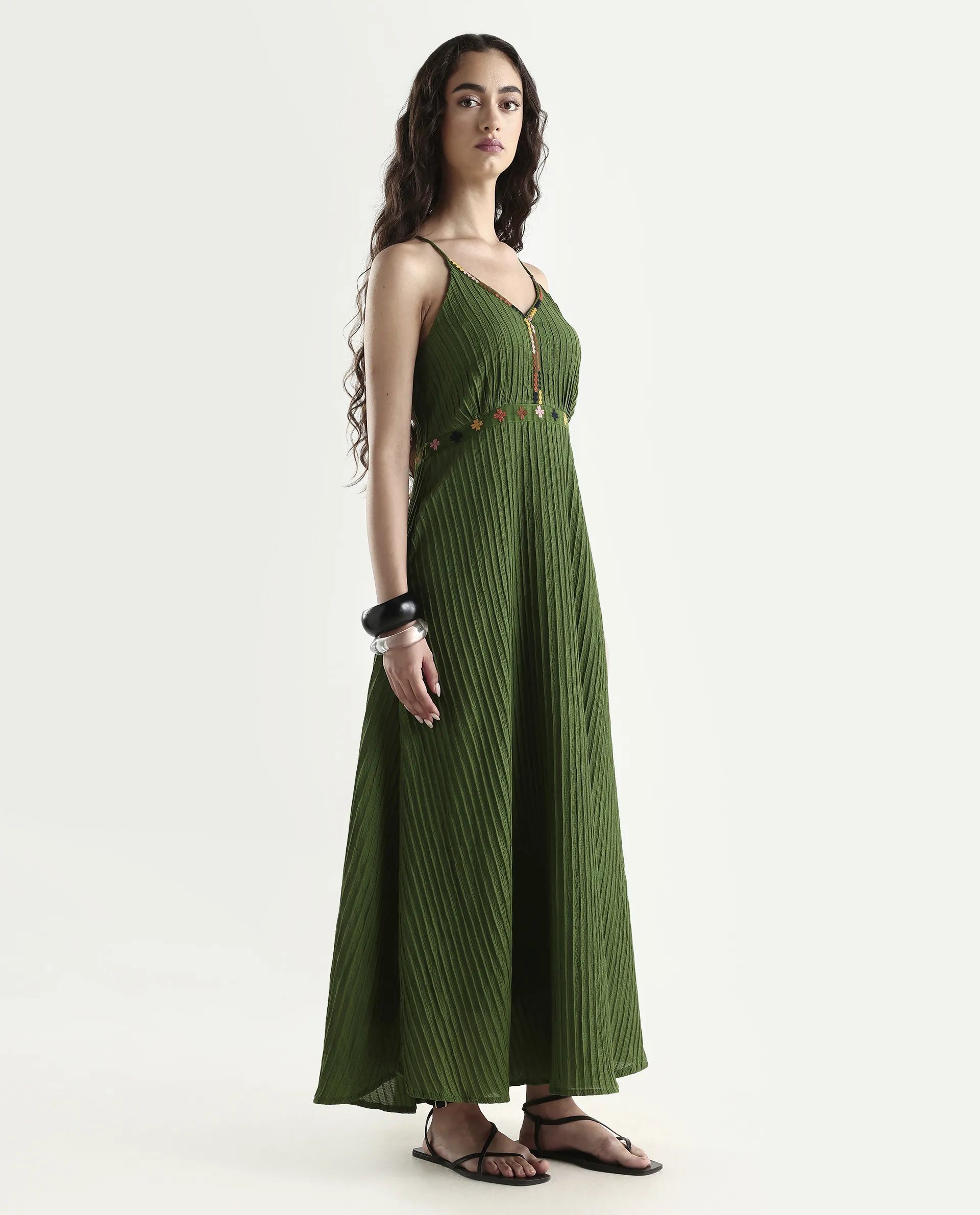 Rareism Women's Ronad Green Polyester Blend V-Neck Plain Sleeveless Maxi A-Line Dress - Image 6