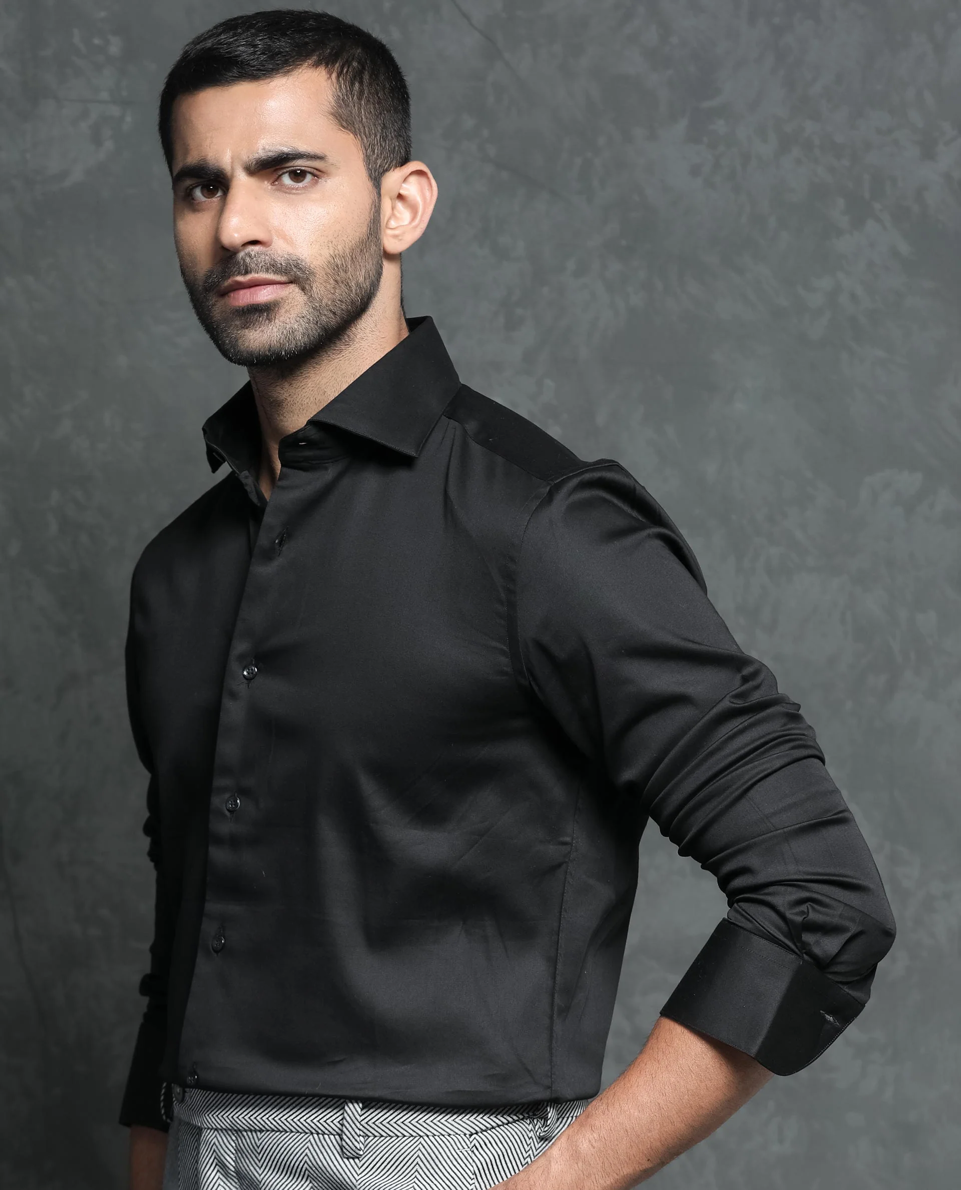 Rare Rabbit Men's Ronas Black Cotton Plain Tailored Fit Full Sleeve Spread Collar Shirt - Image 6