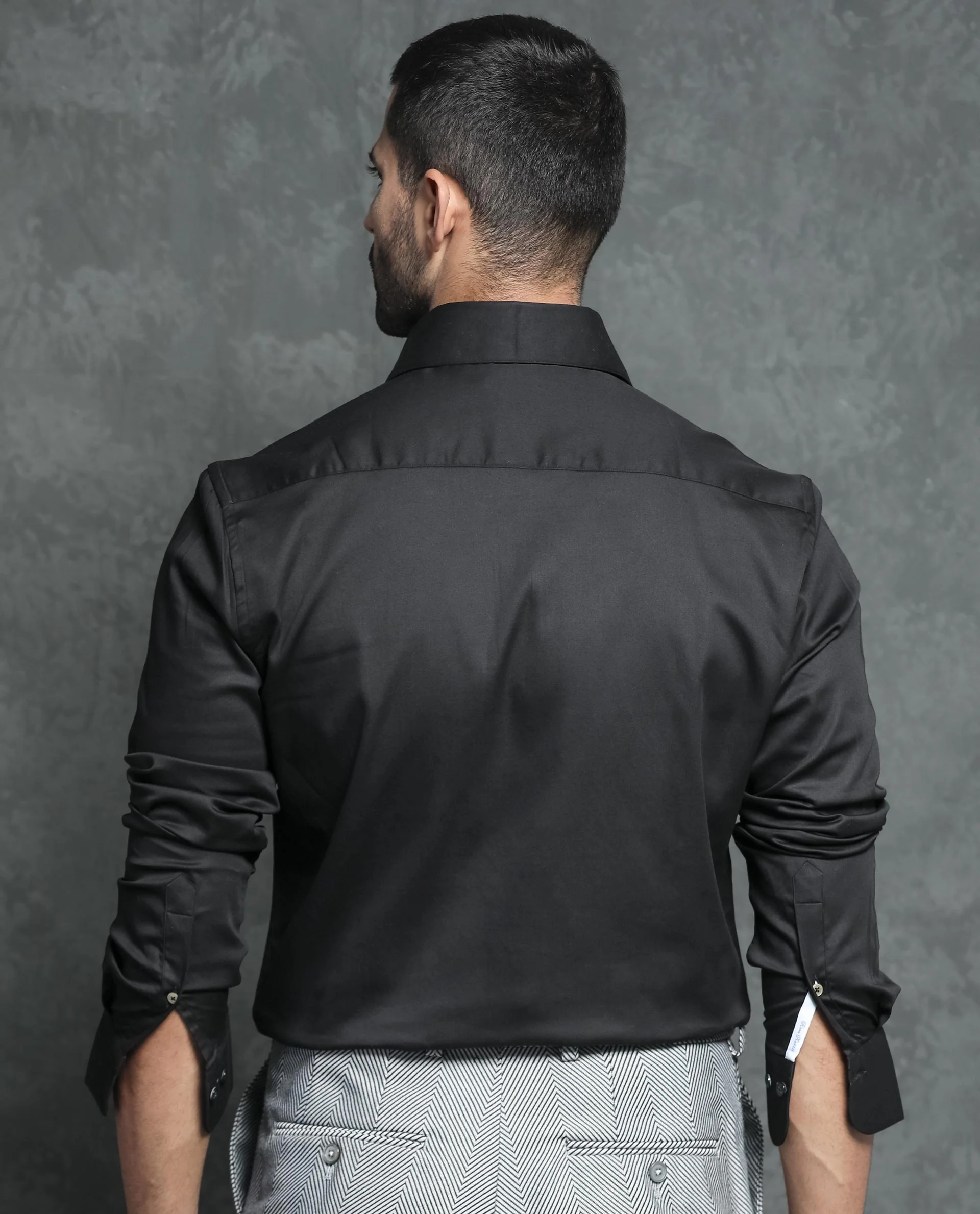 Rare Rabbit Men's Ronas Black Cotton Plain Tailored Fit Full Sleeve Spread Collar Shirt - Image 9