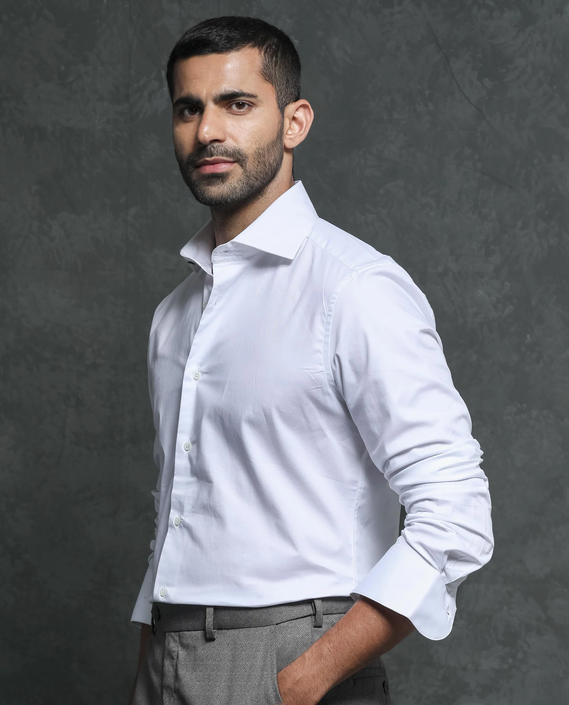 Rare Rabbit Men's Ronas White Cotton Plain Tailored Fit Full Sleeve Collared Shirt - Image 3