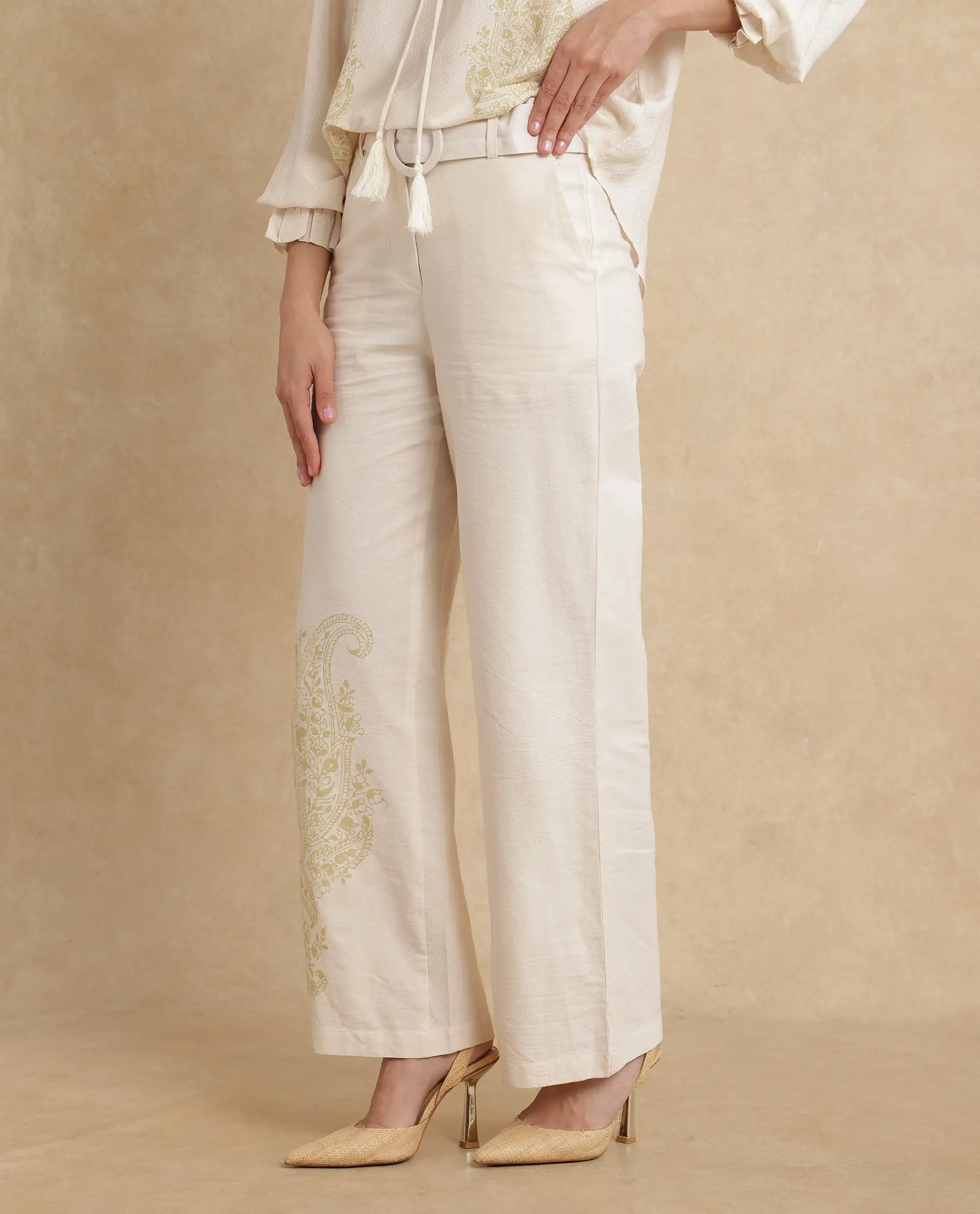 Rareism Women's Ronavi B Beige Cotton Paisley Print Ankle Length Wide Trouser - Image 5