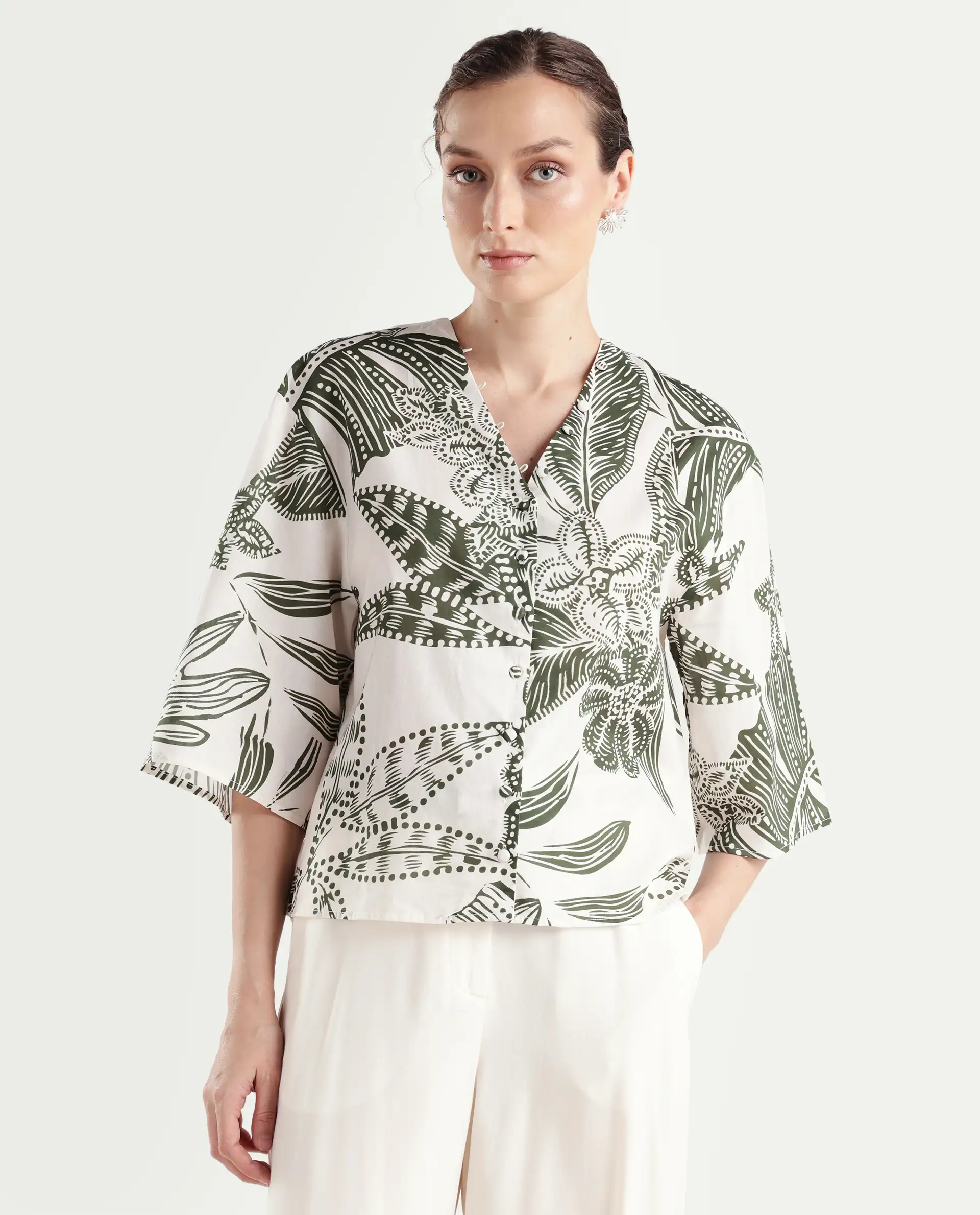 Rareism Women's Ronil Beige Cotton V-Neck Floral Print Raglan Sleeve Crop Regular Fit Top - Image 3