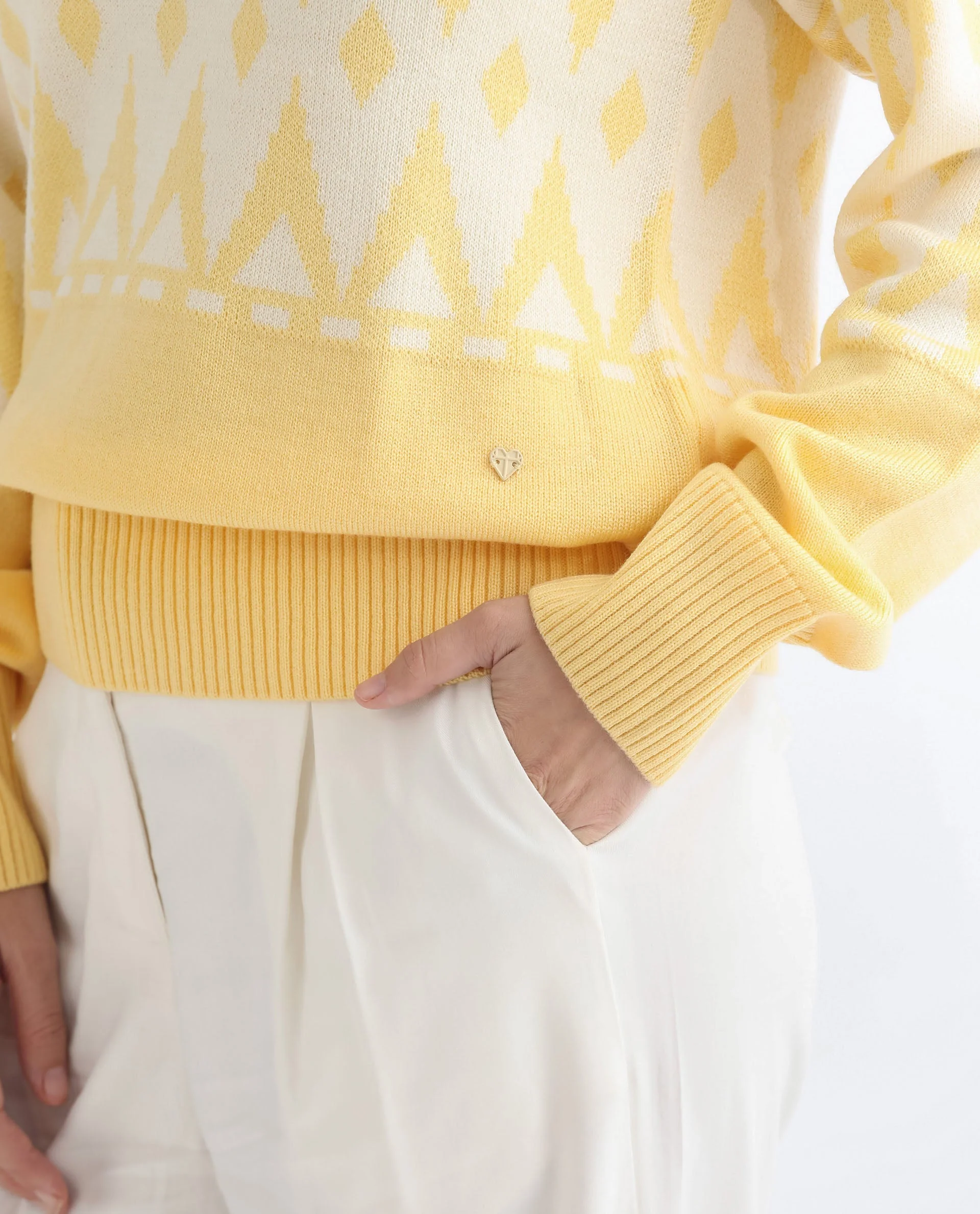 Rareism Women's Ronnie Yellow Acrylic V-Neck Color Block Relaxed Fit Sweater - Image 10