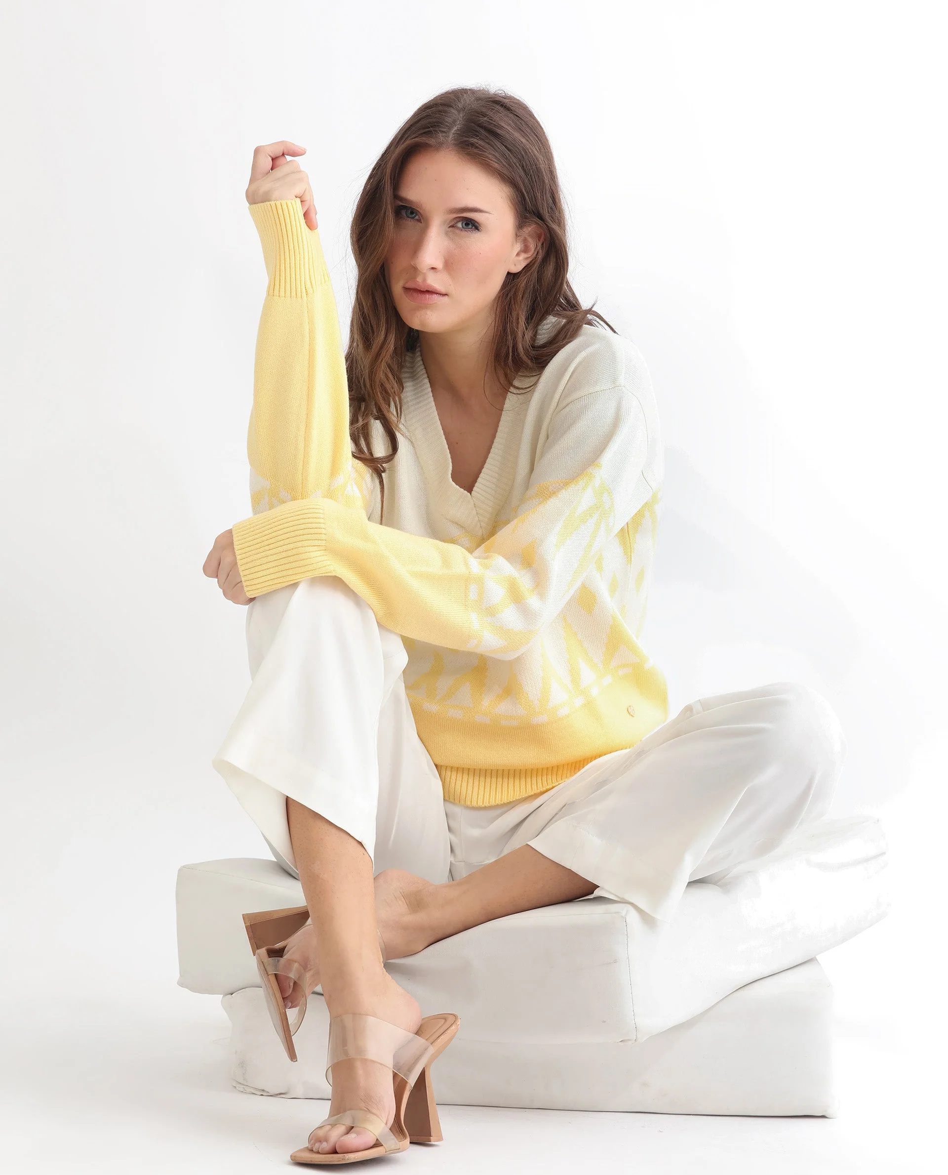 Rareism Women's Ronnie Yellow Acrylic V-Neck Color Block Relaxed Fit Sweater - Image 4