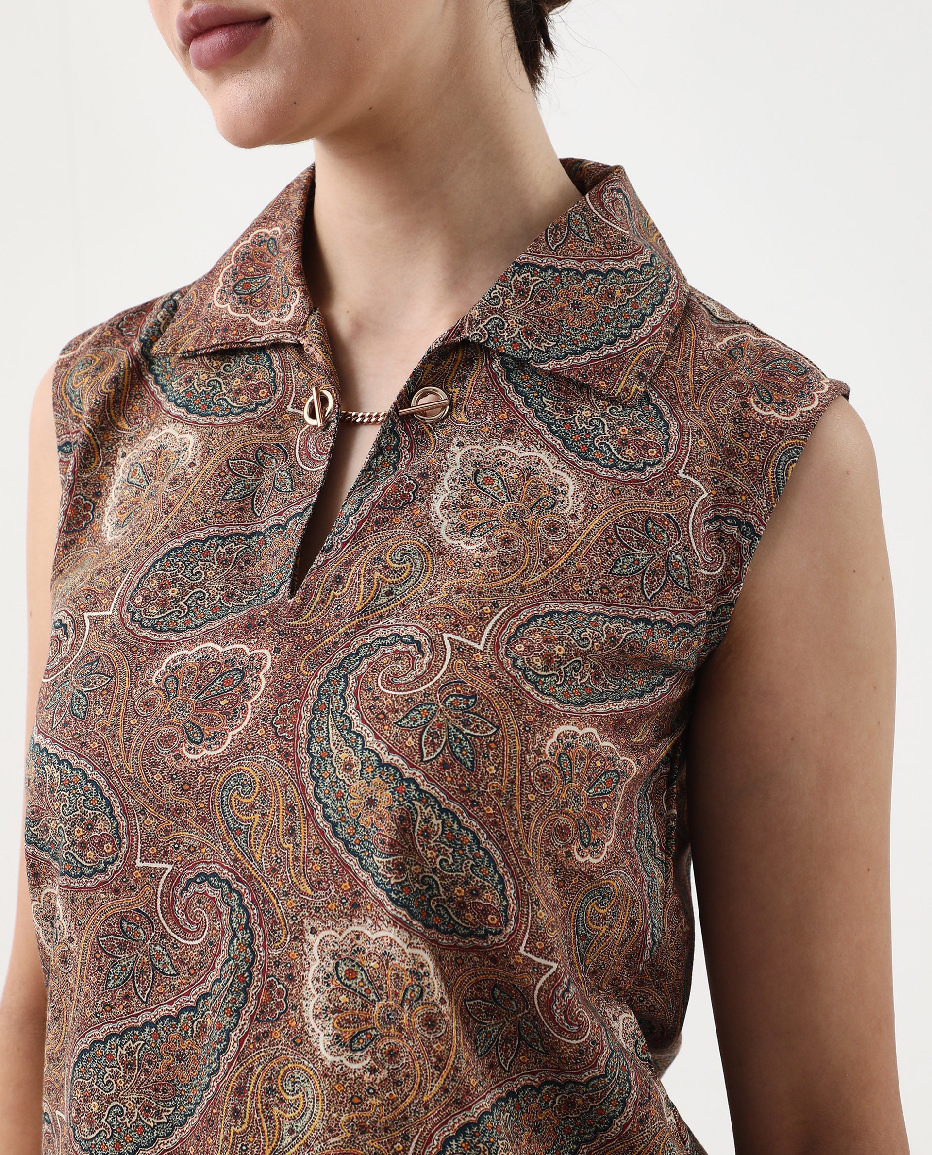 Rareism Women's Ronoro-T Multi Cotton Spread Collar Paisley Print Sleeveless Boxy Fit Top - Image 4