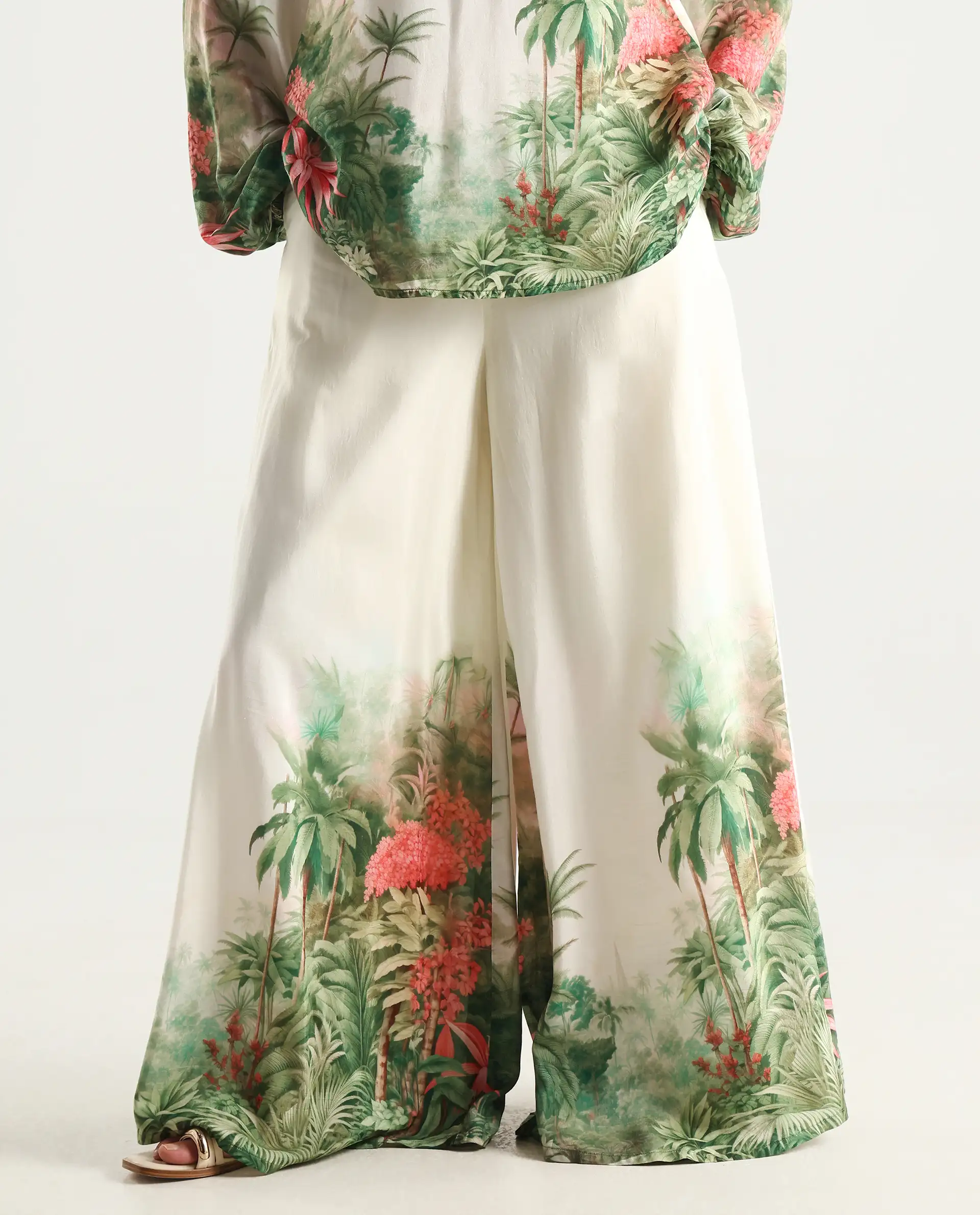 Rareism Women's Rontro B Green Cotton Blend Tropical Print Flared Trouser - Image 2