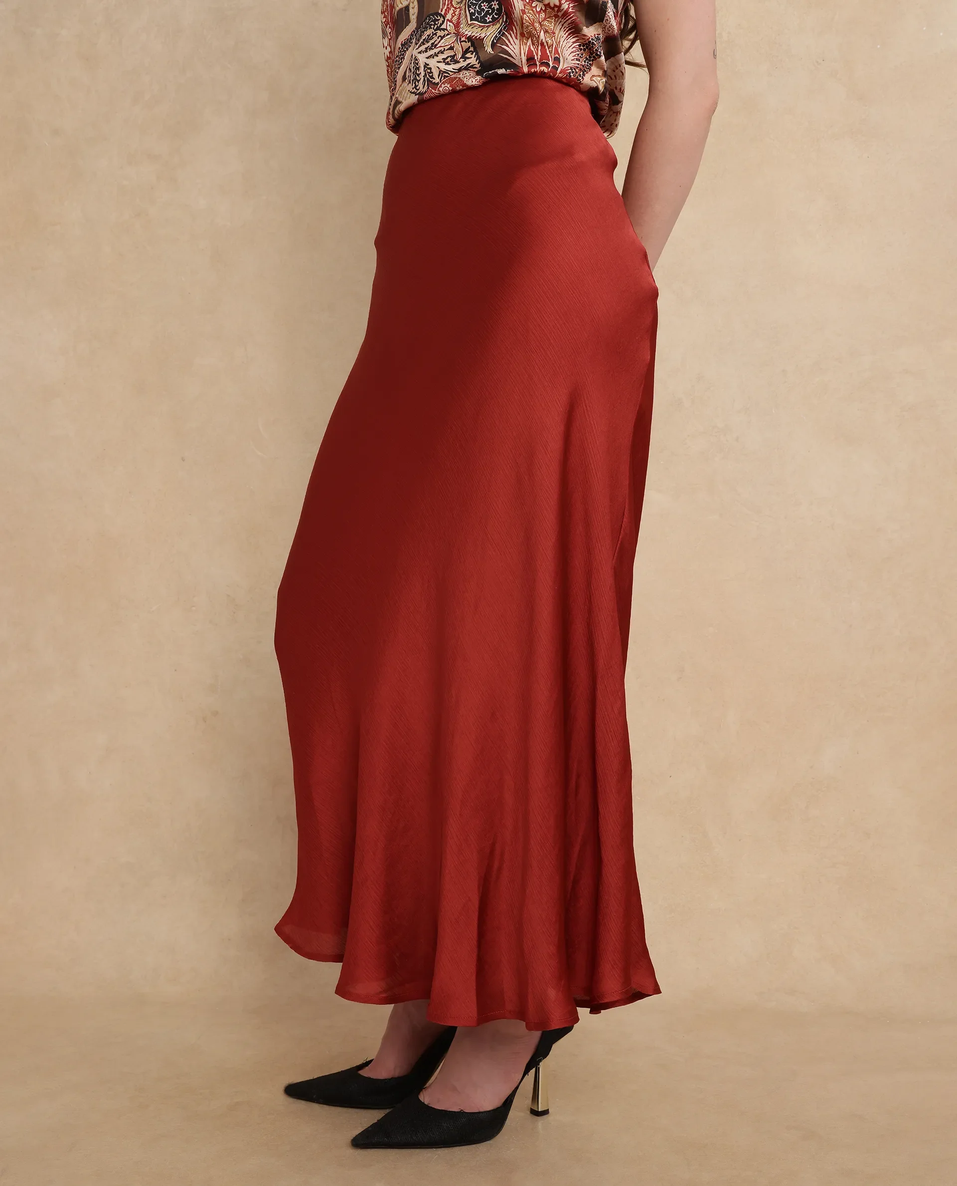 Rareism Women's Ronu B Rust Polyester Plain Maxi Fitted Skirt - Image 6