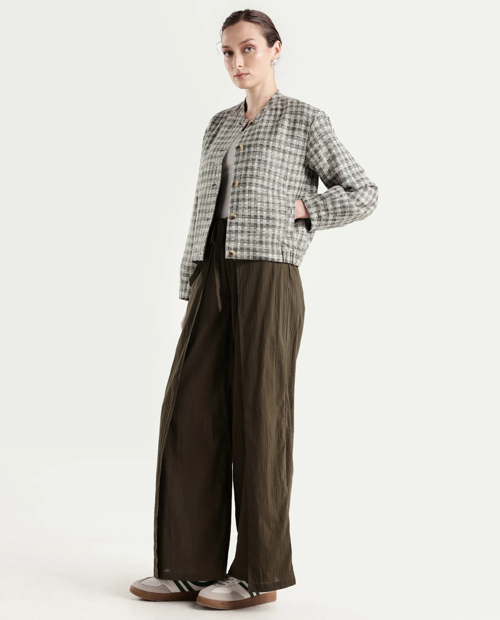 Rareism Women's Ronuzy Olive Cotton Wrap Plain Trouser - Image 6