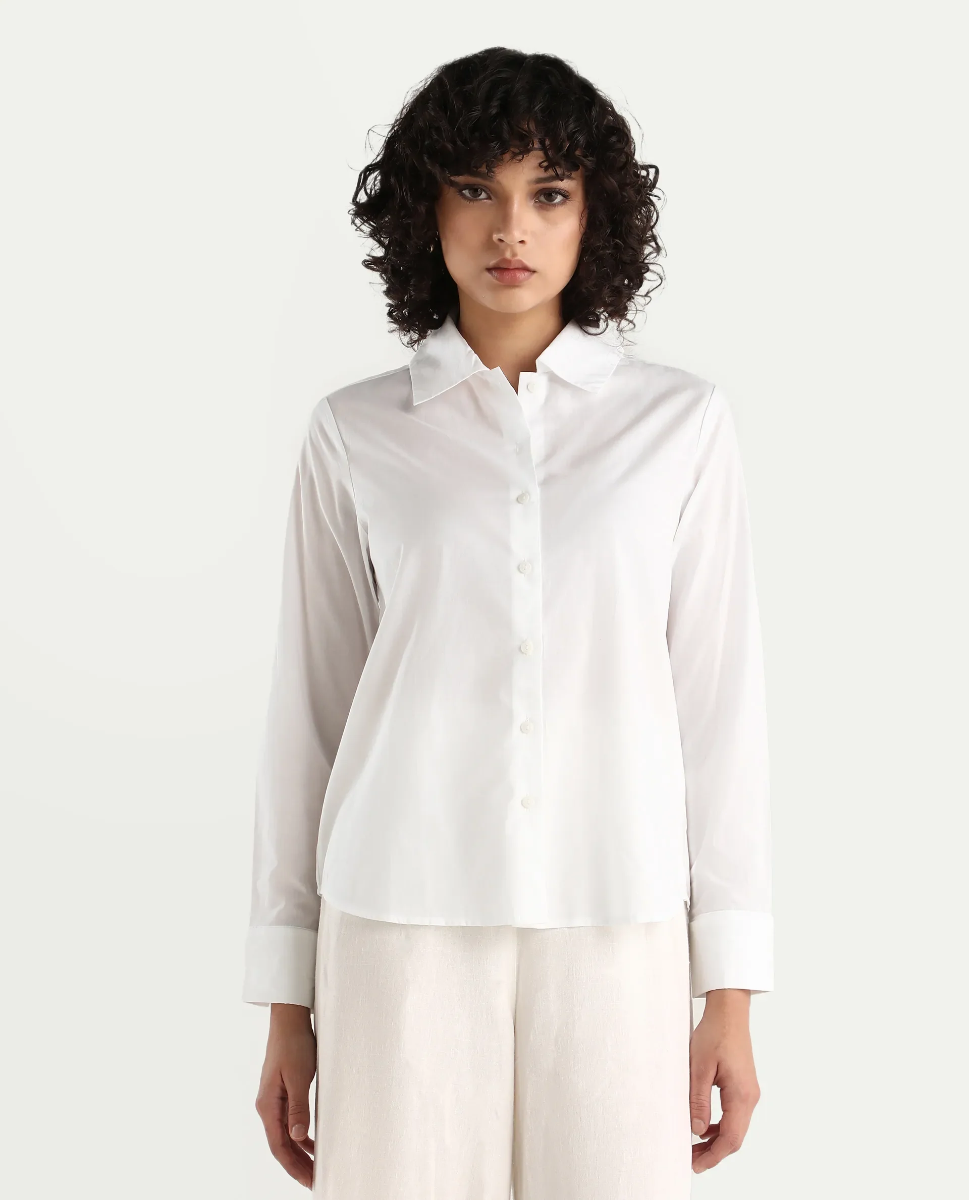 Rareism Women's Ronwio White Cotton Spread Collar Plain Cuffed Sleeve Crop Regular Fit Shirt - Image 3