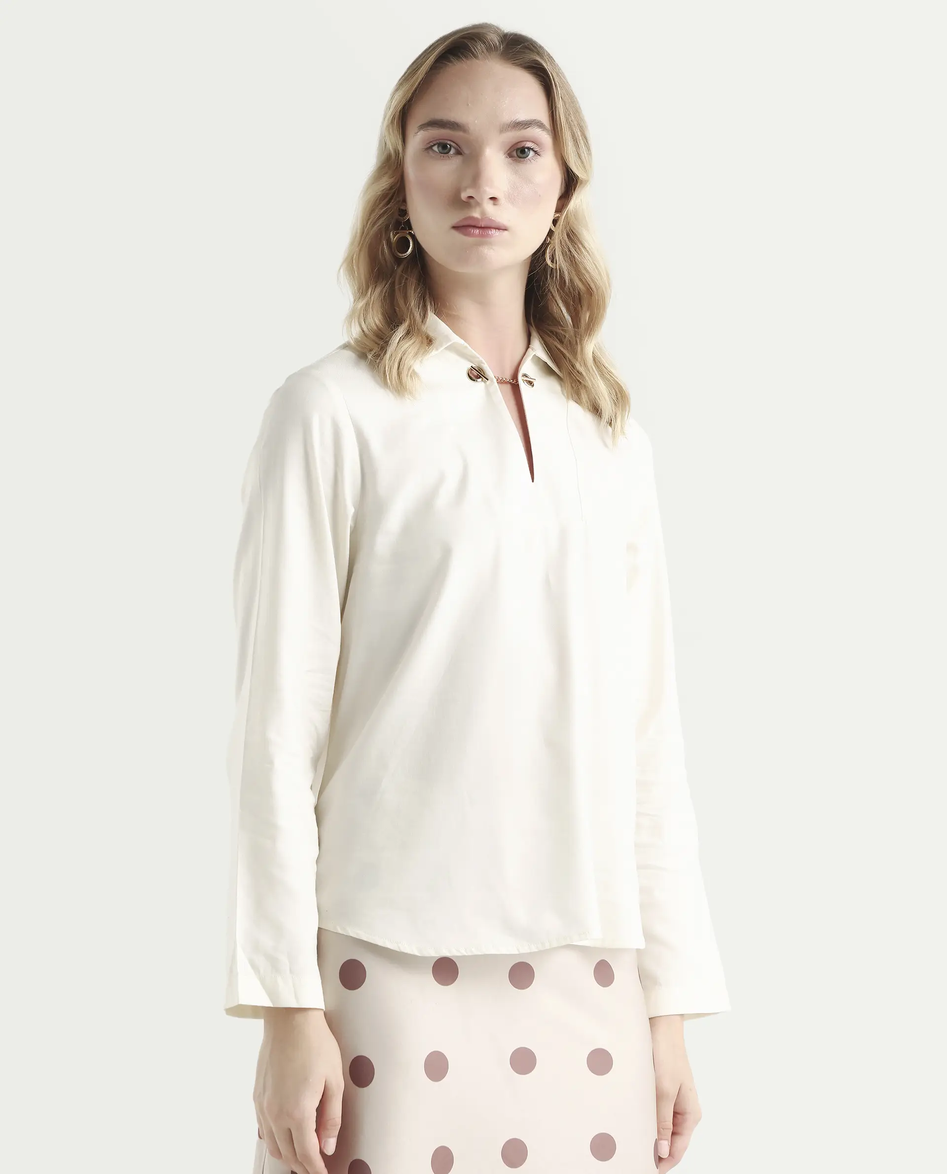 Rareism Women's Ronwok Off White Modal Spread Collar Plain Regular Fit Top - Image 5