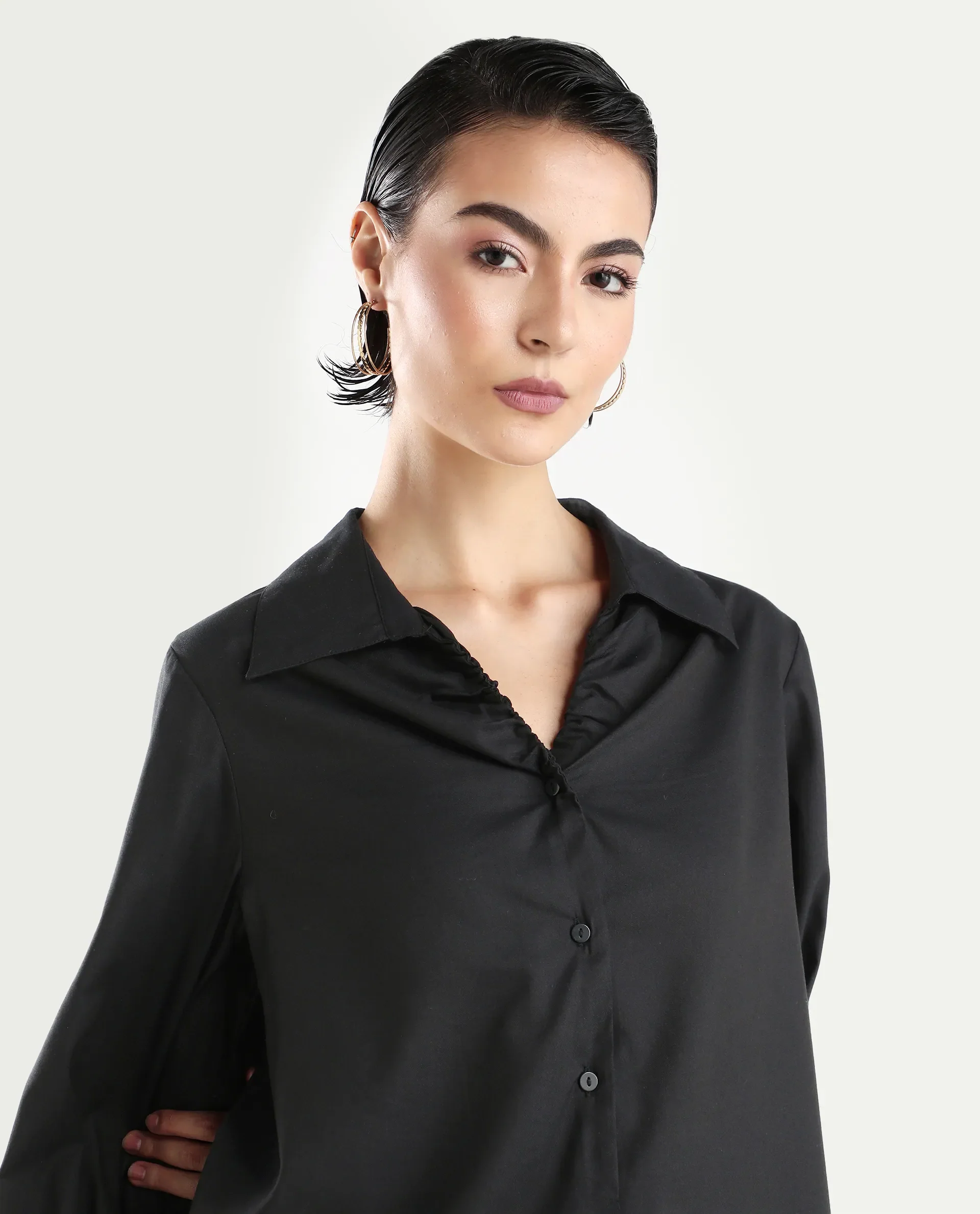 Rareism Women's Ronwopi Black Modal Spread Collar Plain Cuffed Sleeve Regular Fit Shirt - Image 4