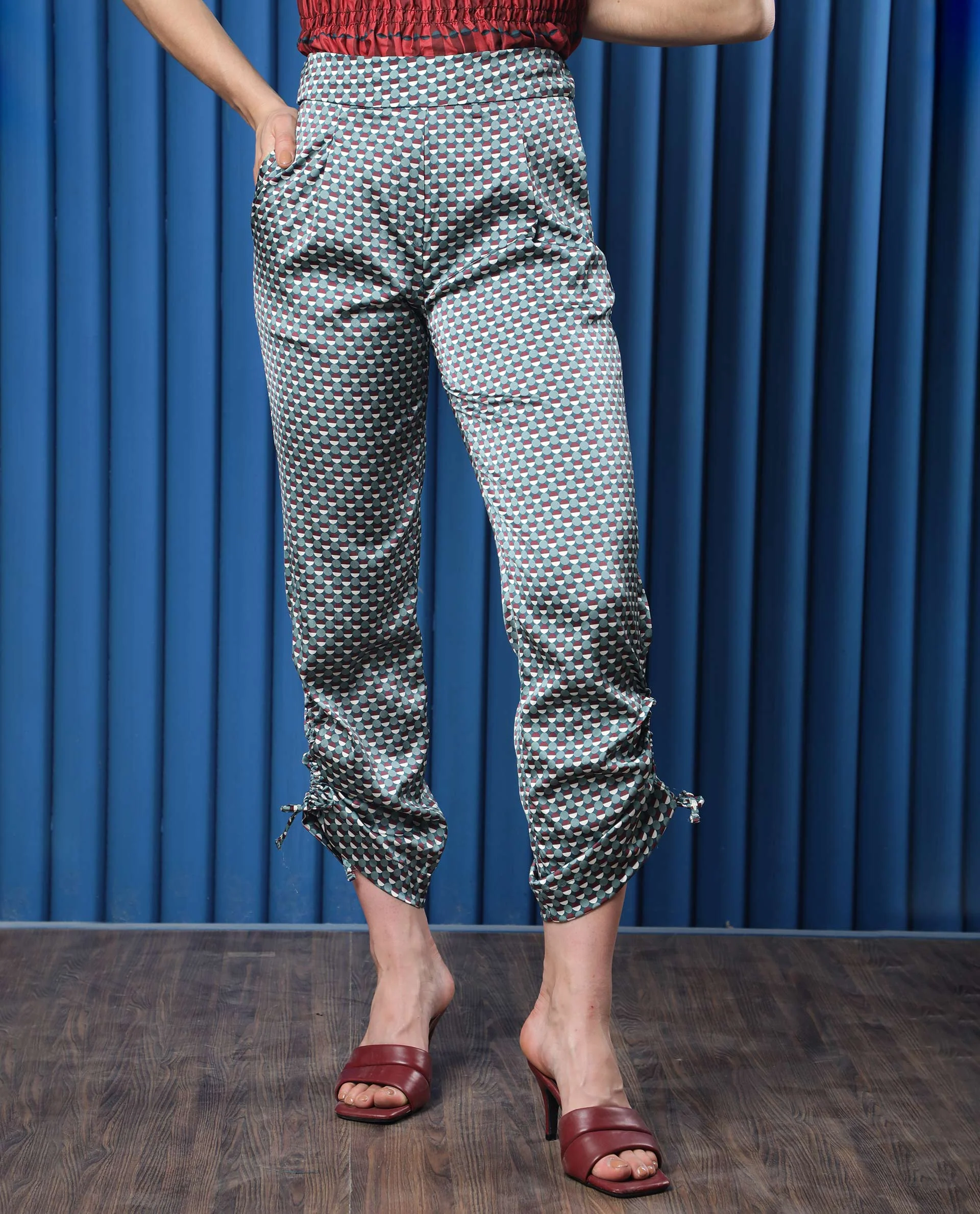 Rareism Women's Rosa Multi Polyester Polka Print Ankle Length Tailored Trouser - Image 3
