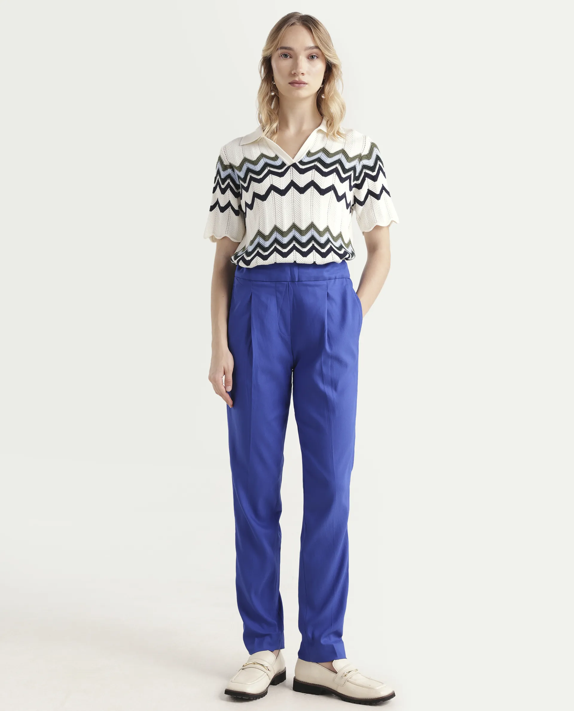 Rareism Women's Rosalia Blue Polyester Blend Plain Ankle Length Relaxed Fit Trouser - Image 2