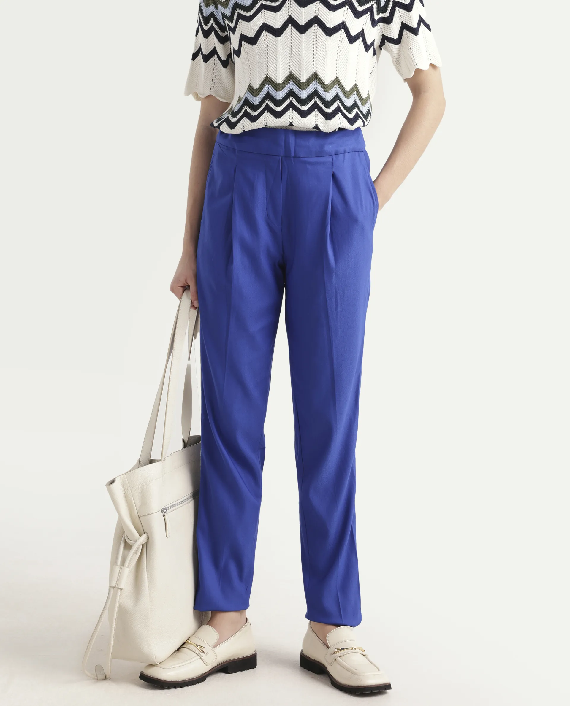 Rareism Women's Rosalia Blue Polyester Blend Plain Ankle Length Relaxed Fit Trouser - Image 3