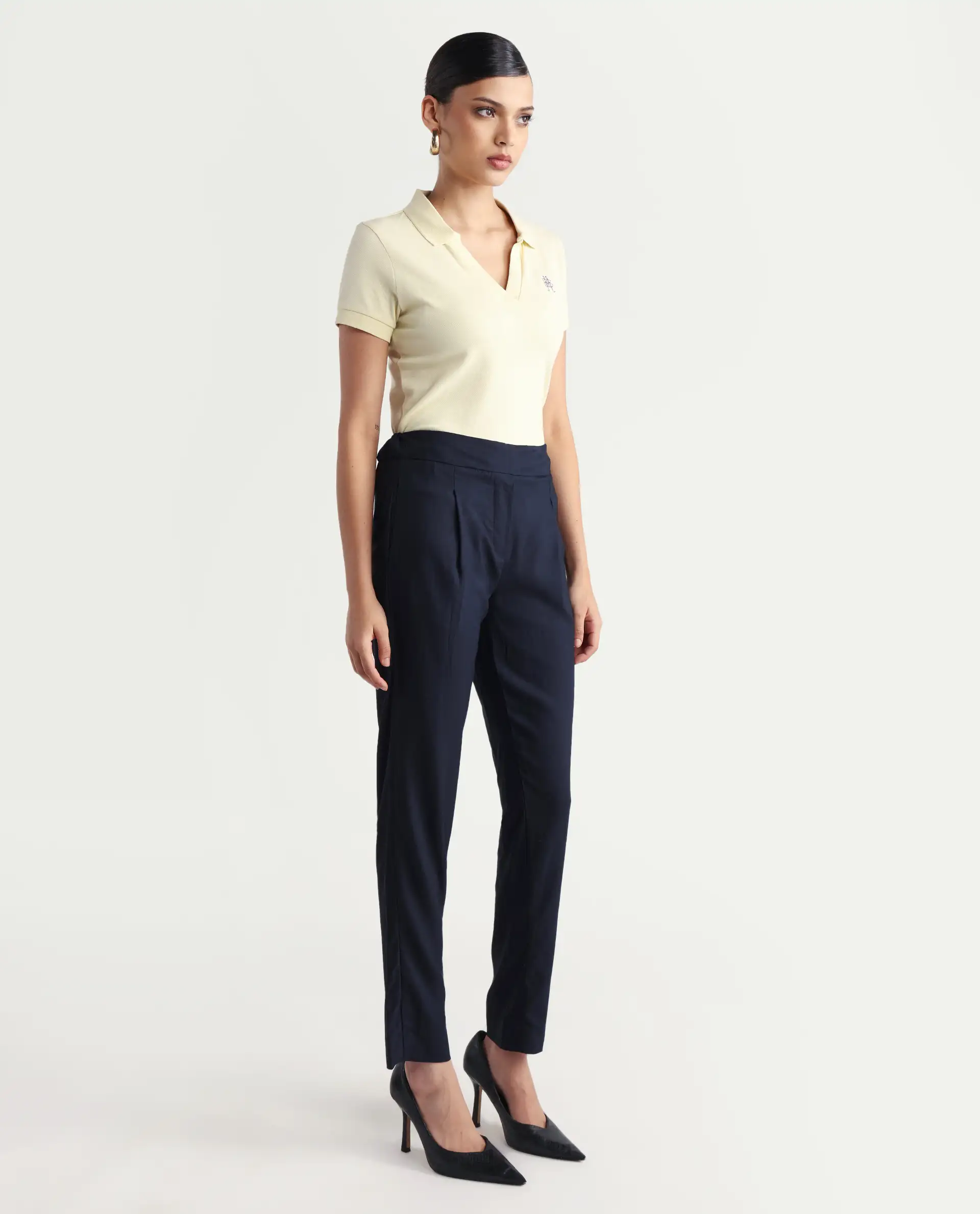 Rareism Women's Rosalia Navy Polyester Blend Plain Ankle Length Relaxed Fit Trouser - Image 6