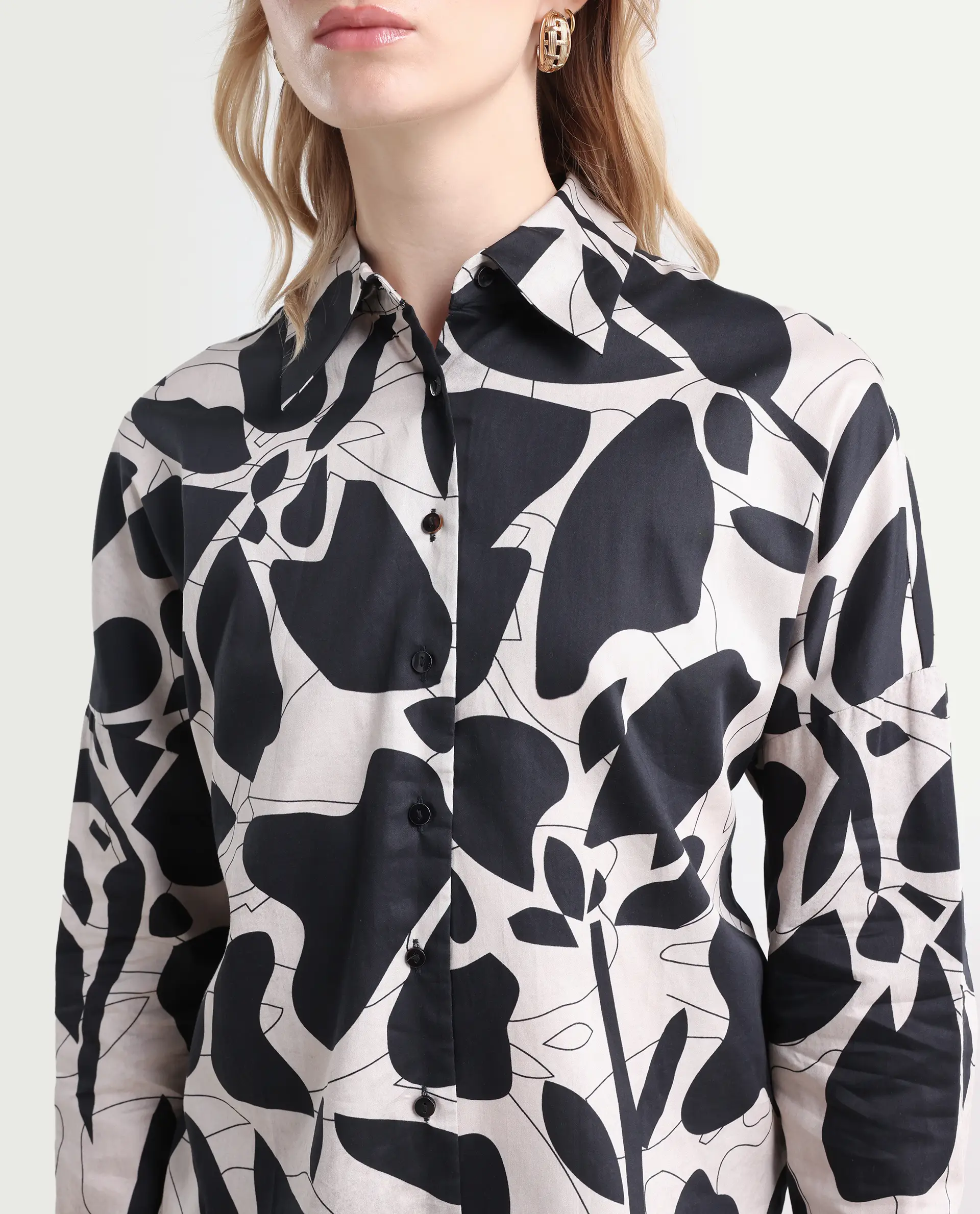 Rareism Women's Spread Collar Floral Print Cuffed Sleeve Relaxed Fit Top - Image 4