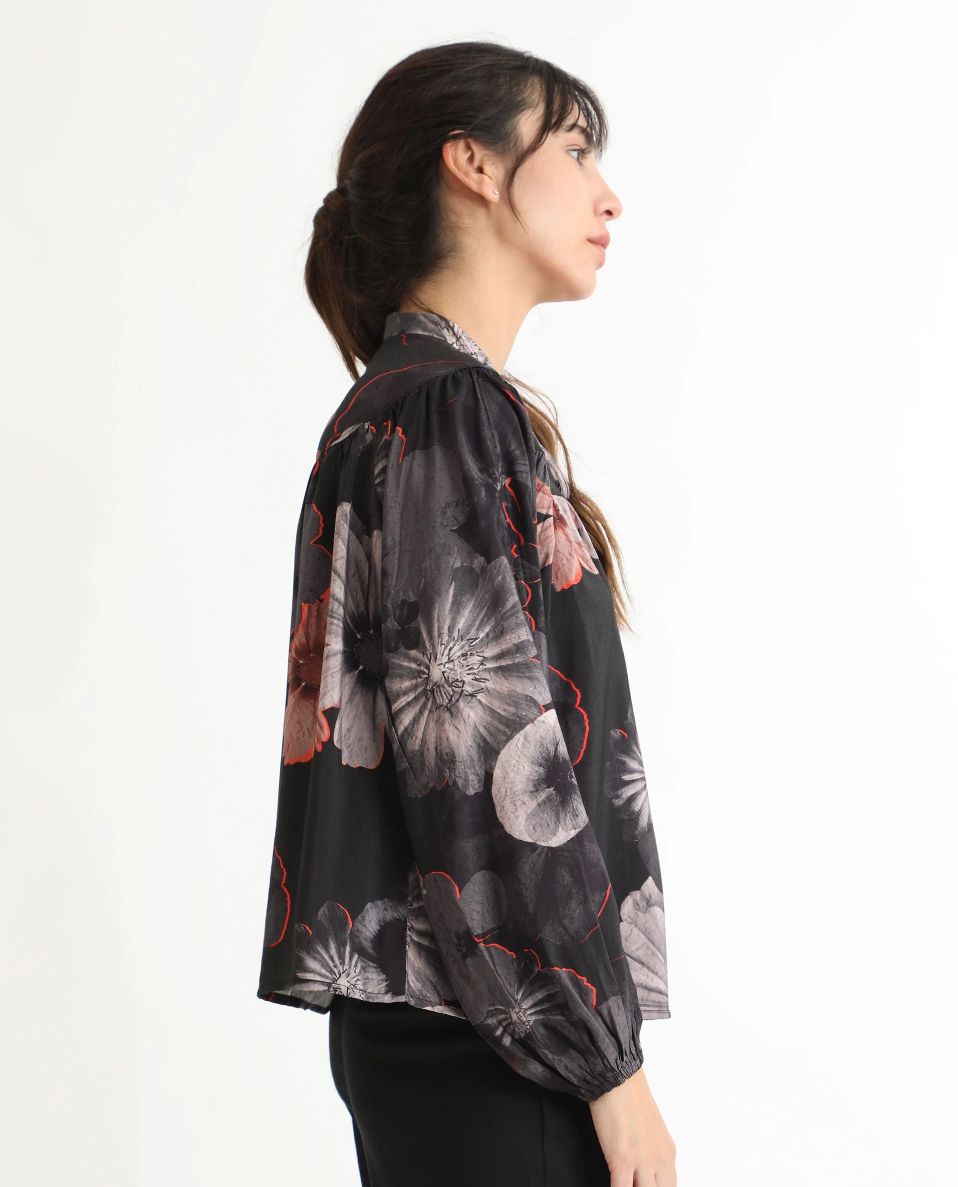 Rareism Women's Rothal Black Polyester Blend Tie-Up Neck Floral Print Balloon Sleeve Relaxed Fit Top - Image 8