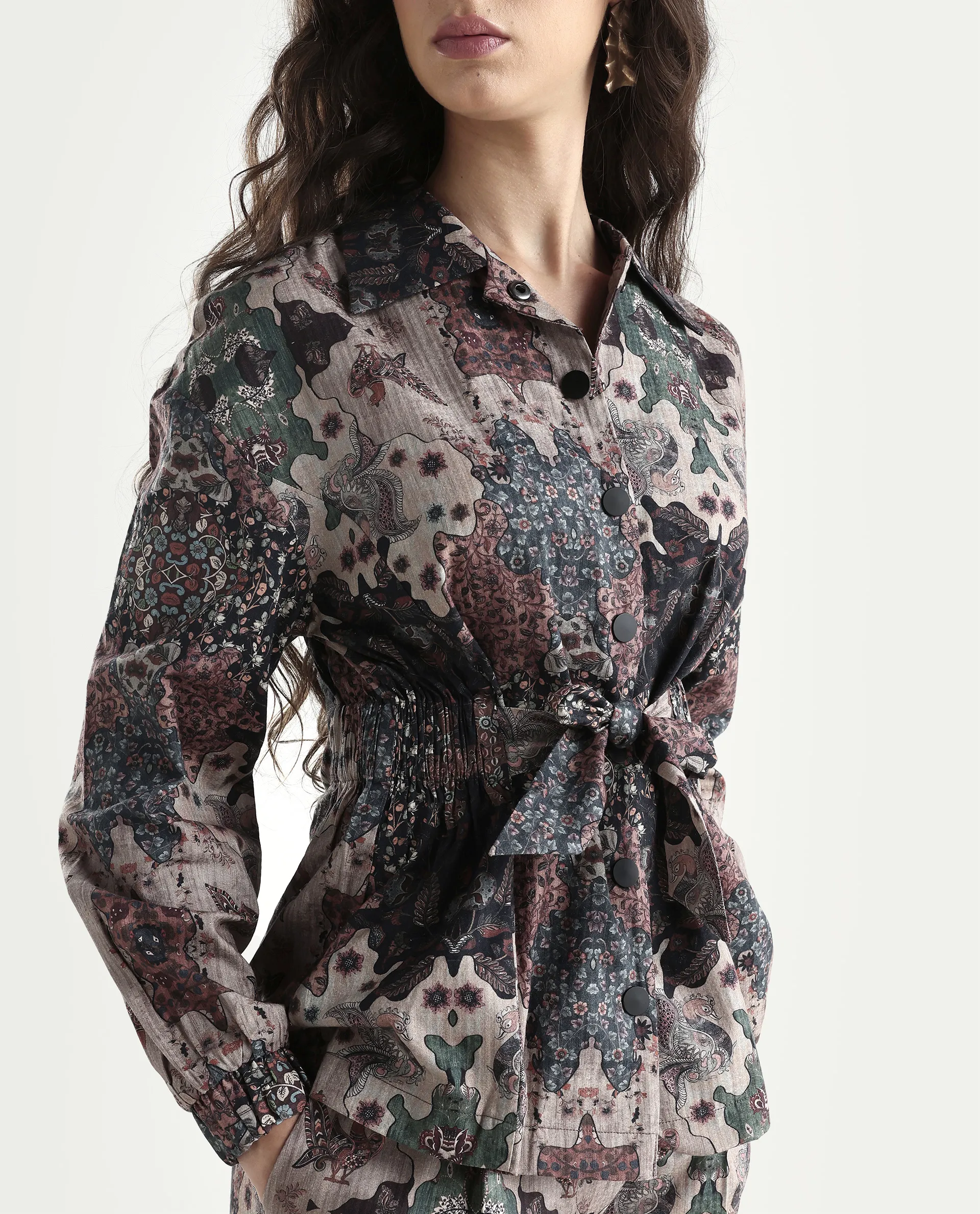 Rareism Women's Rotika Dark Multi Cotton Blend Spread Collar Abstract Print Regular Fit Jacket - Image 4