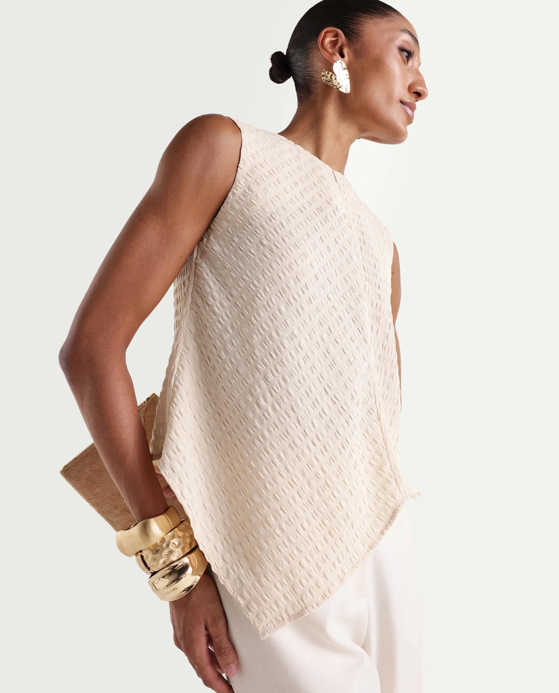 Rareism Women's Roulo-R Beige Polyester Sleeveless Crew Neck Button Relaxed Plain Top - Image 3