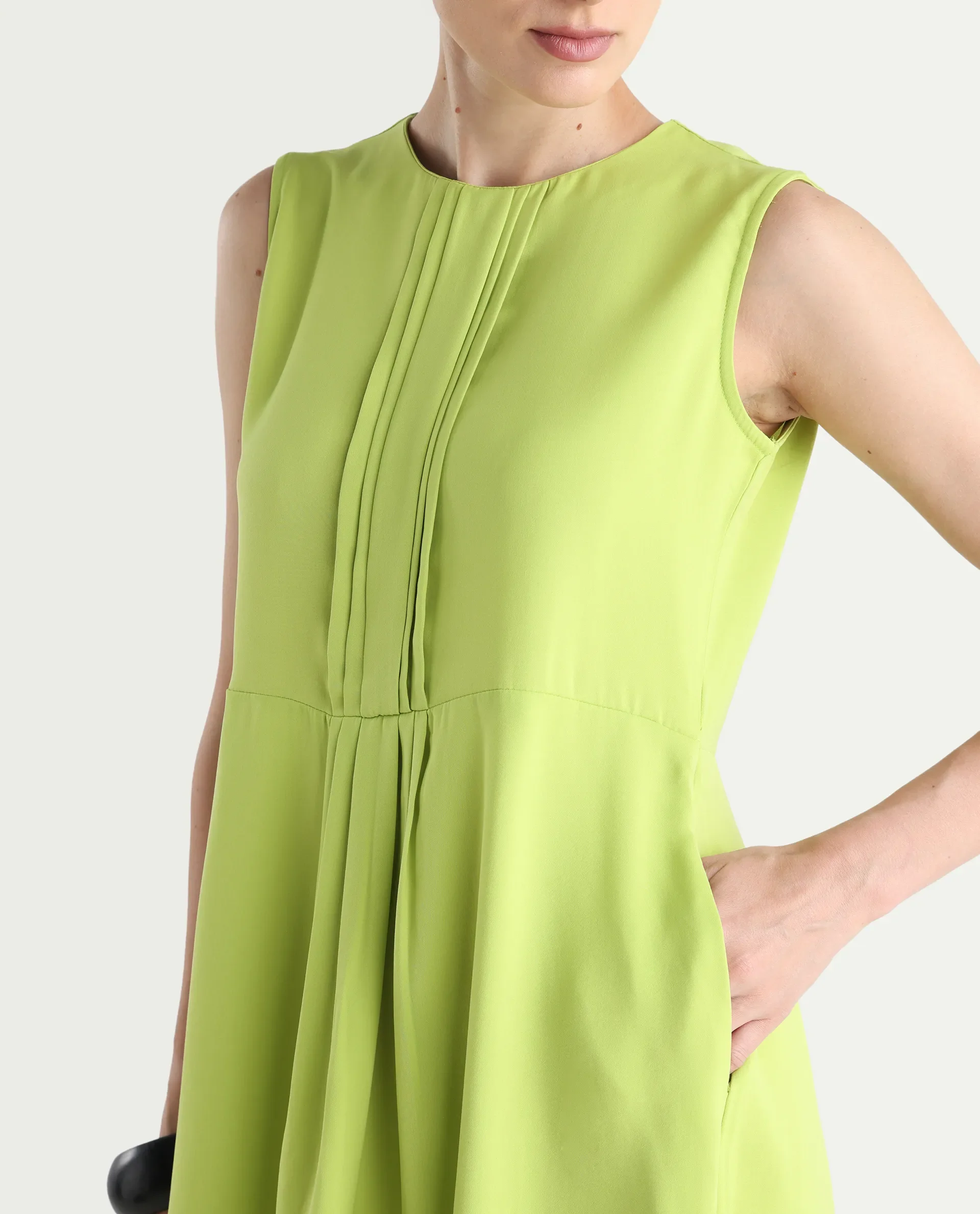 Rareism Women's Roux Green Polyester Blend Crew Neck Plain Sleeveless Mini Fit And Flare Dress - Image 5