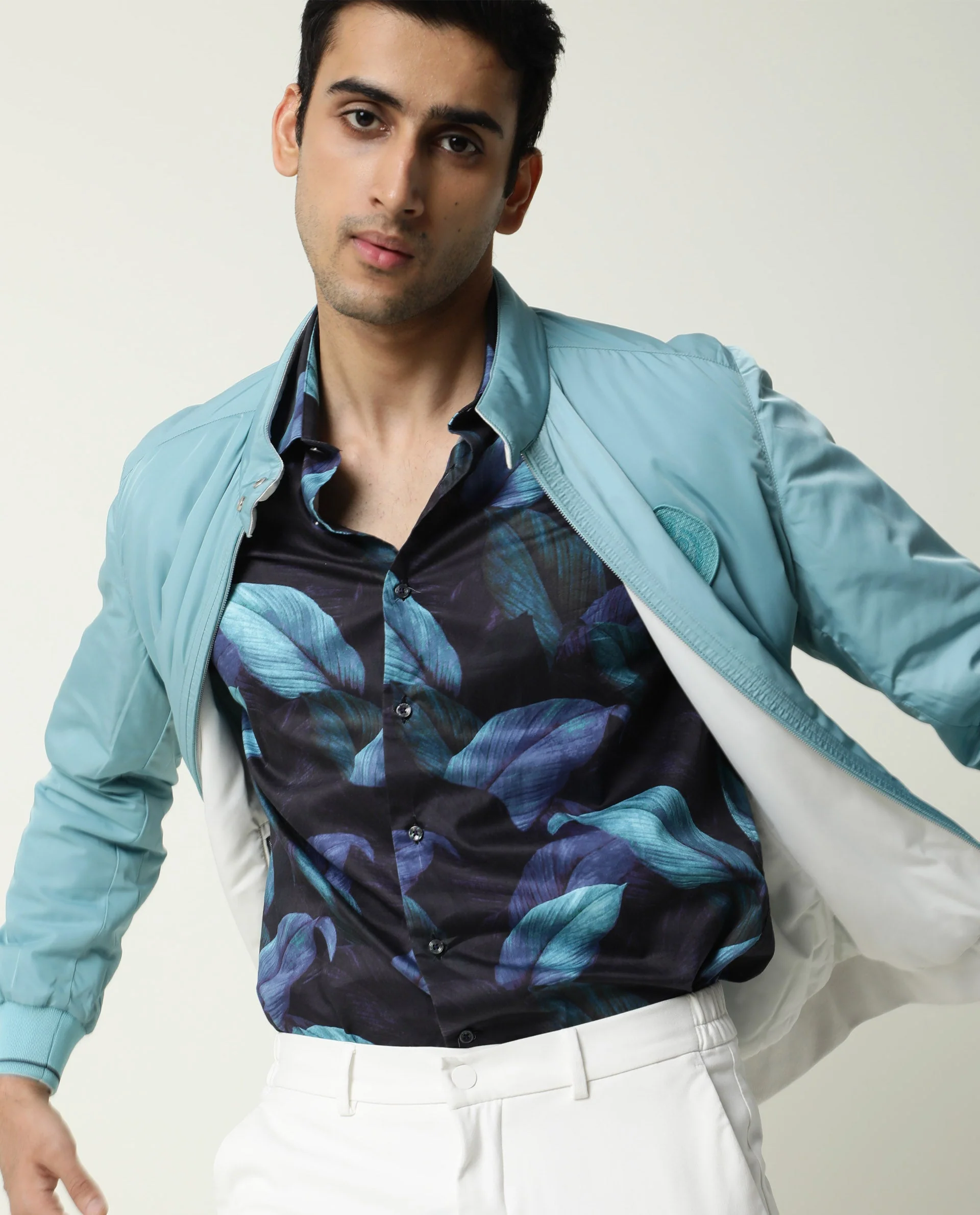 Rare Rabbit Men's Royban White Plain Regular Fit Full Sleeve Stand Collar Jacket - Image 5