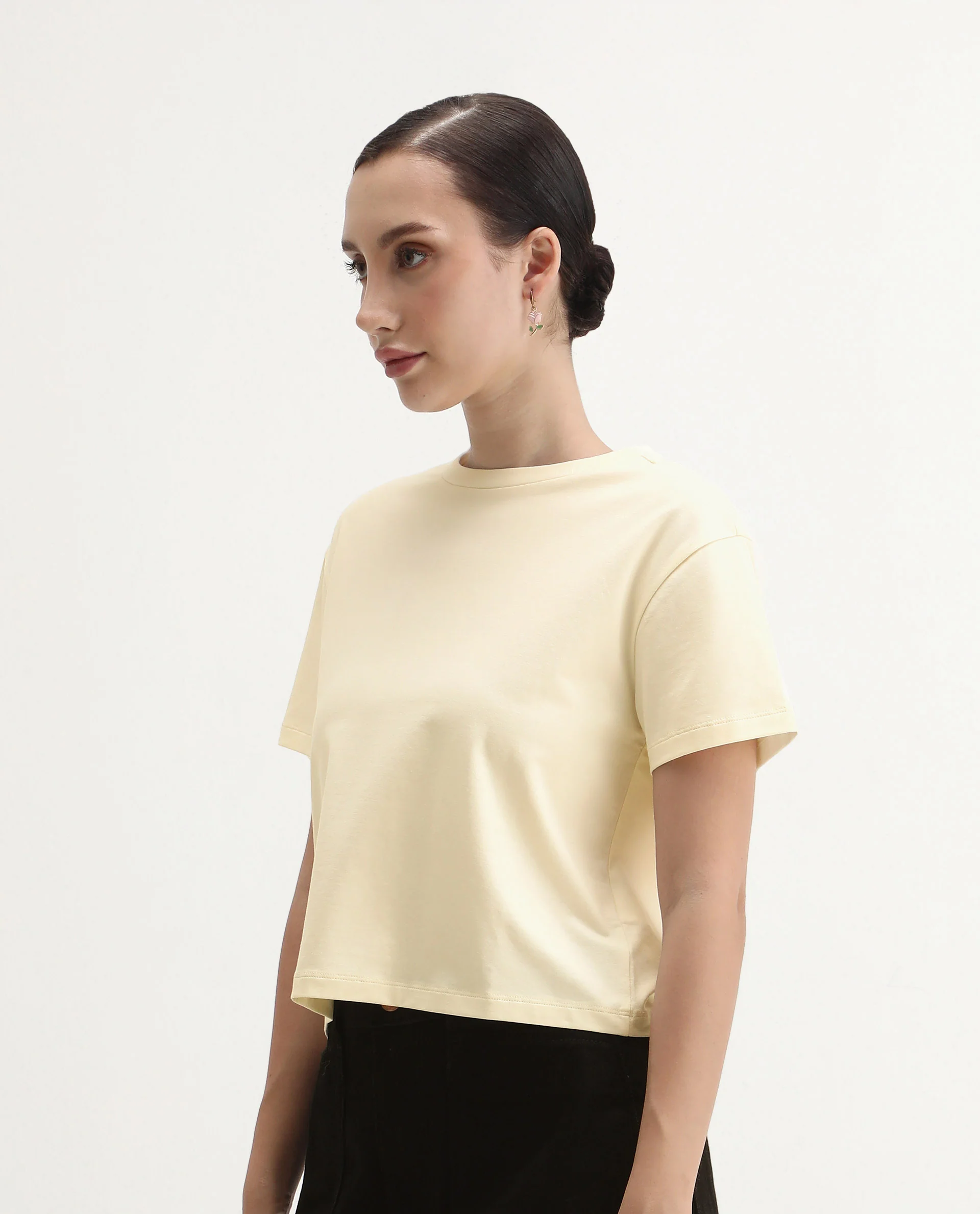 Rareism Women's Rubis Off White Cotton Blend Crew Neck Regular Fit T-Shirt - Image 5