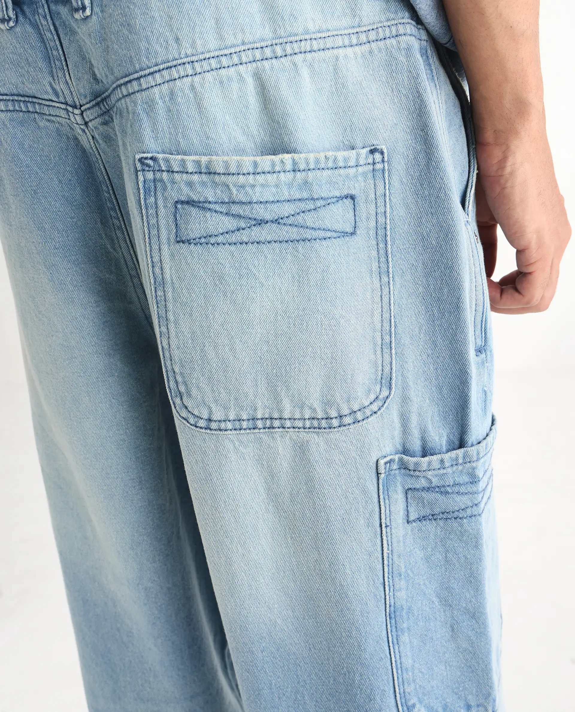 Rare Rabbit Men's Ruei Light Blue Cotton Plain Baggy Fit Jeans - Image 4