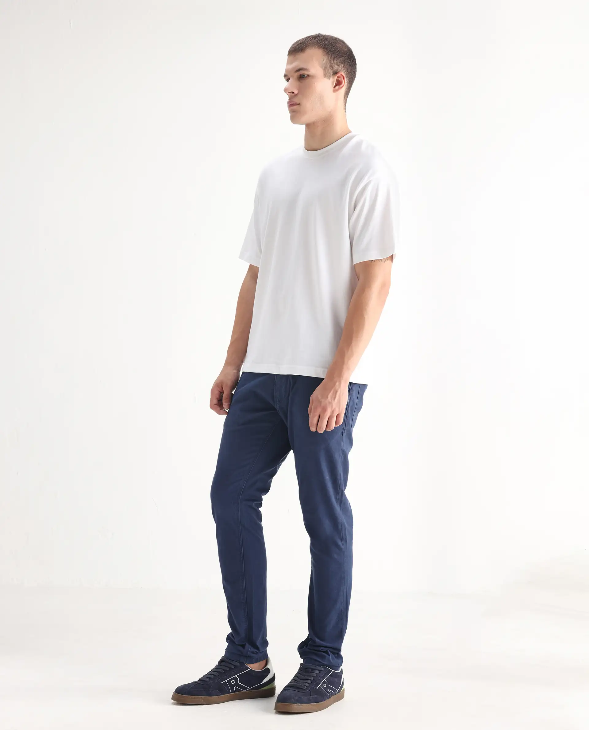 Rare Rabbit Men's Ruiz Blue Cotton Plain Hawk Slim Fit Jeans - Image 5