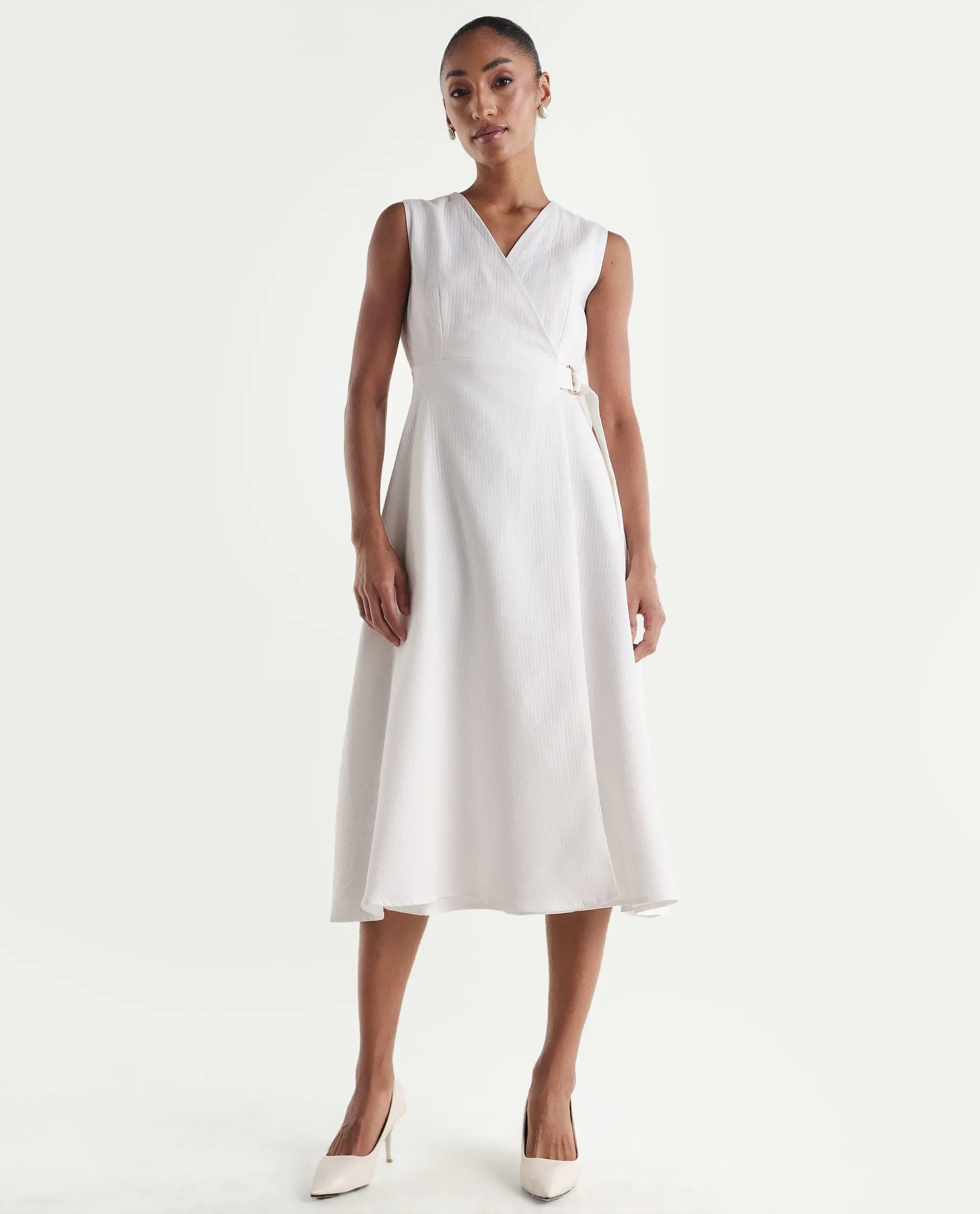 Rareism Women's Rulet Primary Beige Cotton Sleeveless V-Neck A-Line Plain Dress - Image 2