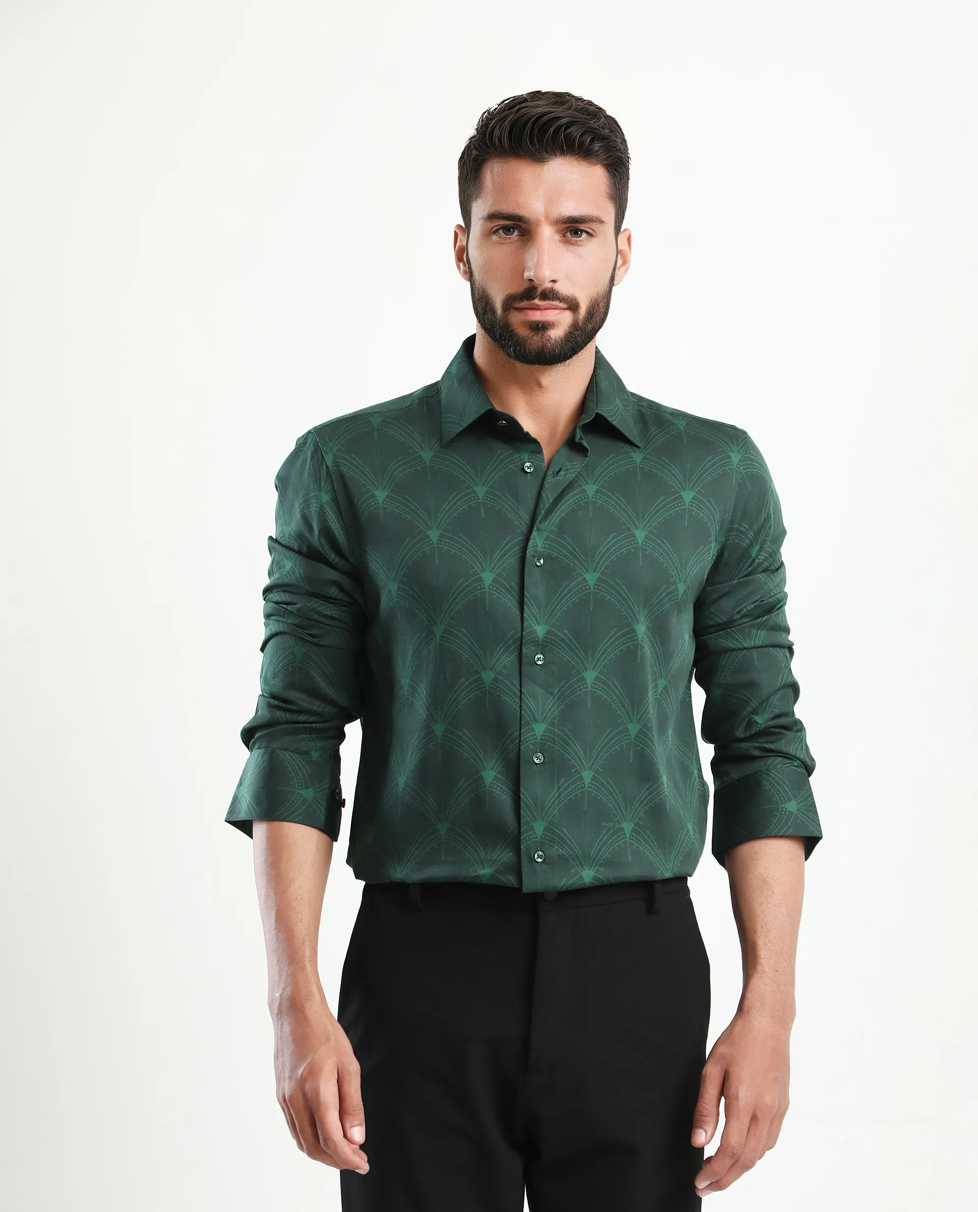Rare Rabbit Men's Runi Green Cotton Blend Decorative Print Regular Fit Full Sleeve Collared Shirt