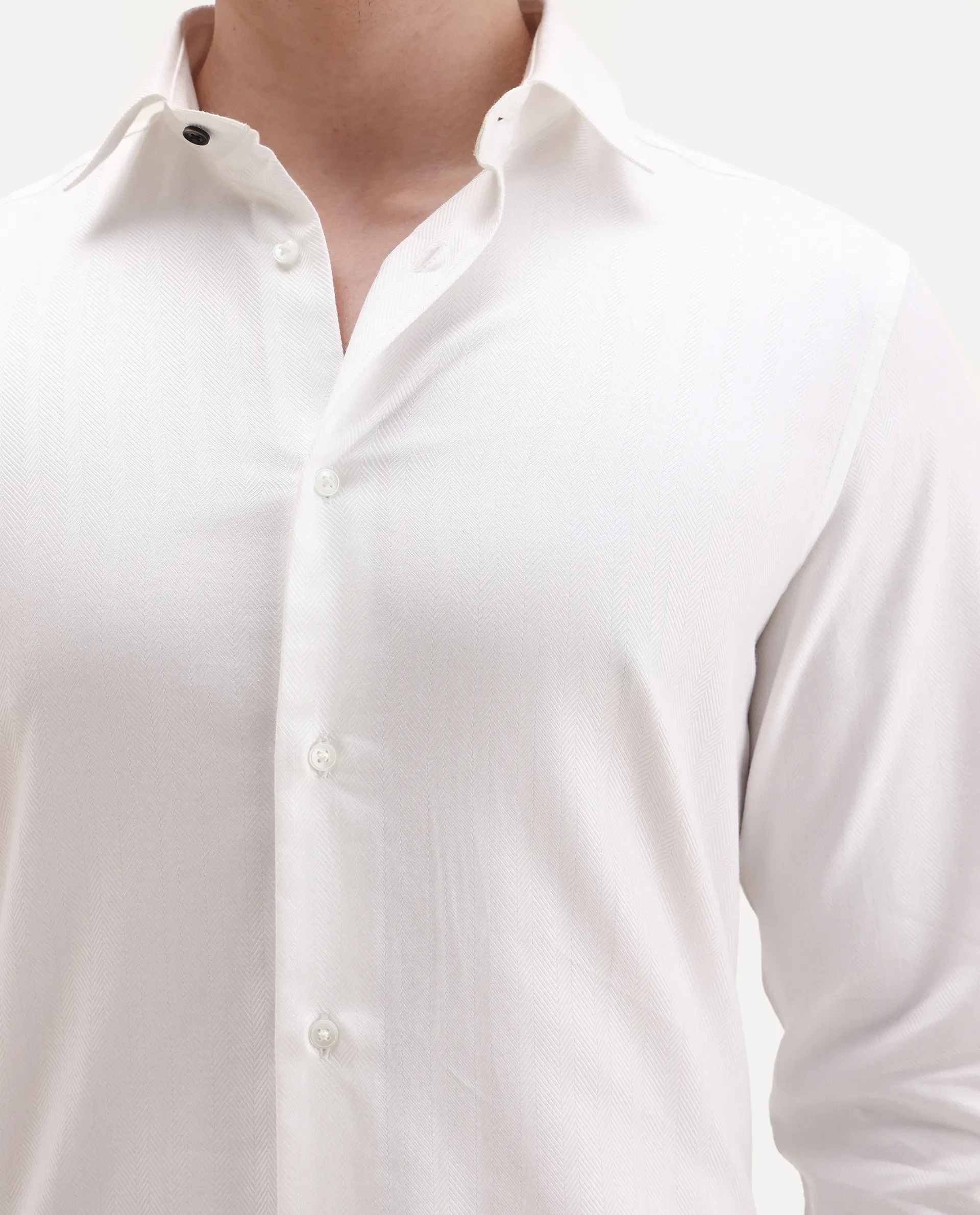 Rare Rabbit Men's Ruther 25 White Cotton Fabric Spread Collar Regular Jacquard Shirt - Image 3