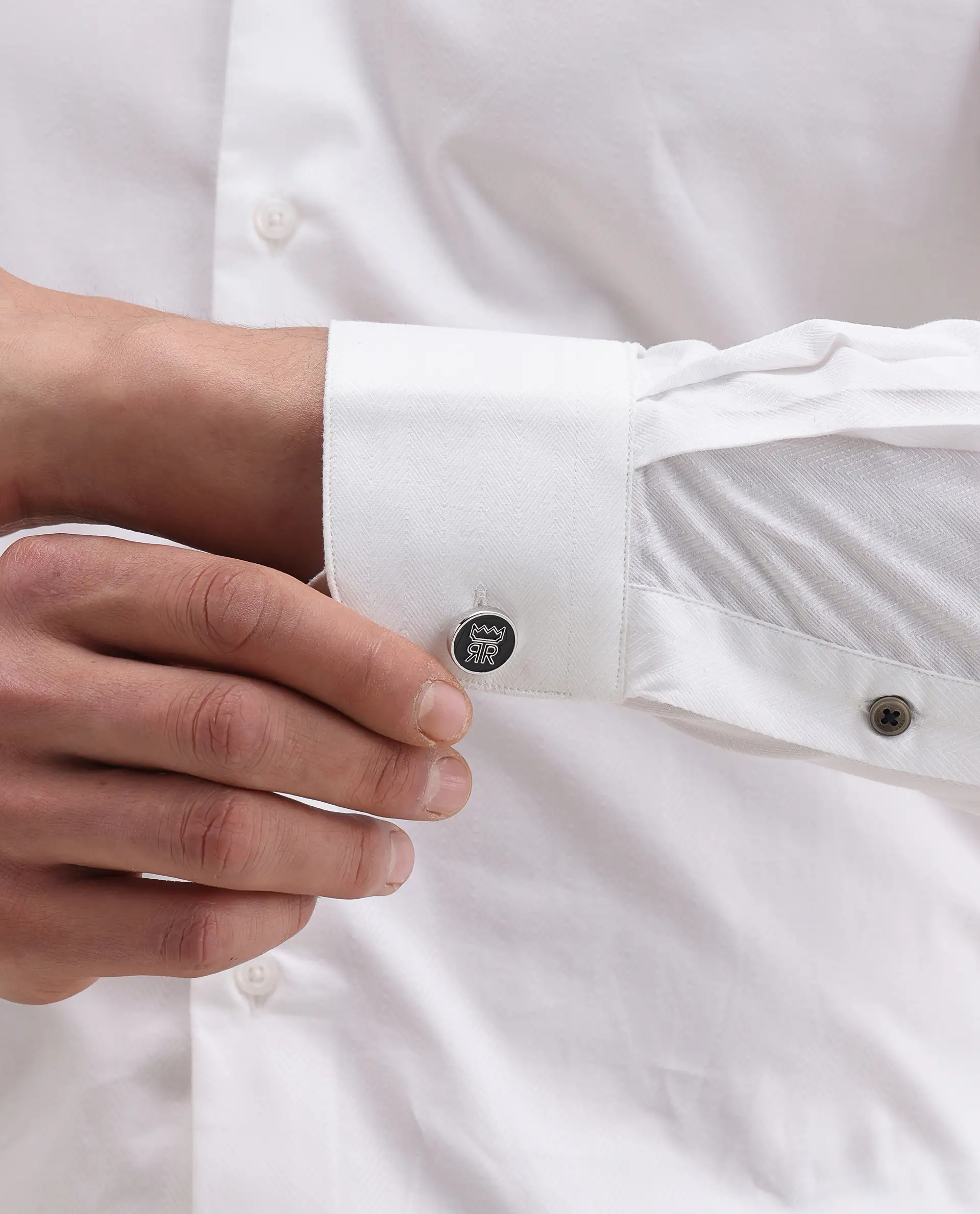 Rare Rabbit Men's Rutho White Cotton Full Sleeve Spread Collar Regular Fit Plain Shirt - Image 7