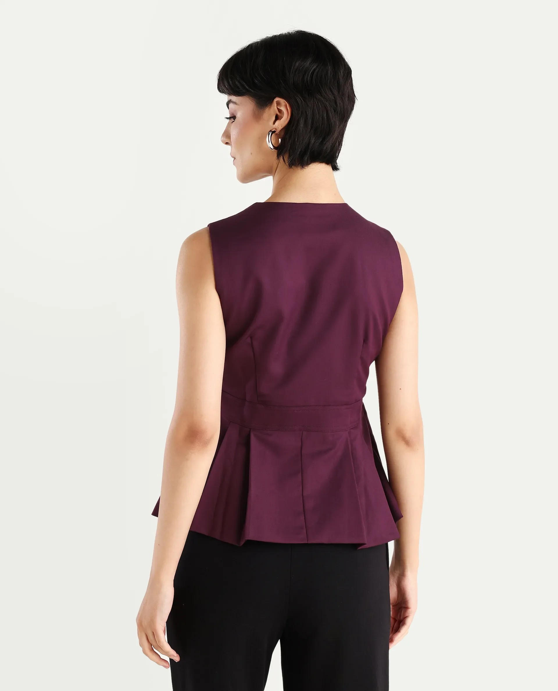 Rareism Women's Rysa Purple Polyester V-Neck Plain Sleeveless Regular Fit And Flare Top - Image 7