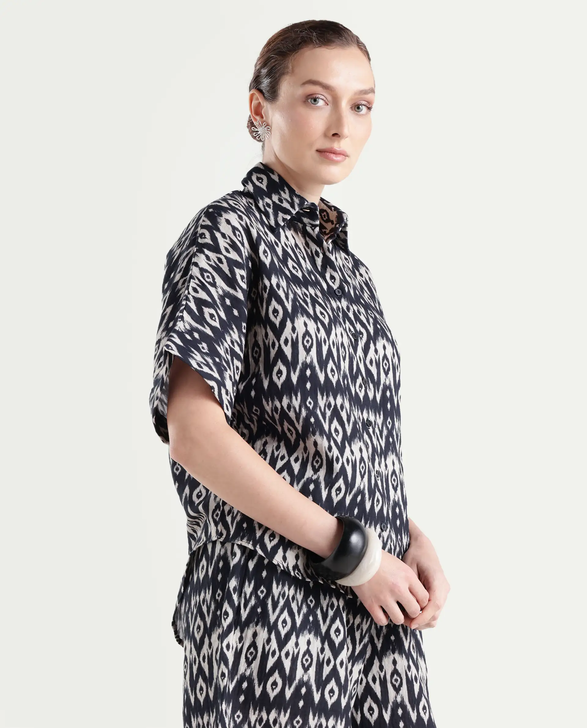 Rareism Women's Sabuto T Black Cotton Blend Drop Collar Geometric Print Boxy Fit Shirt - Image 6