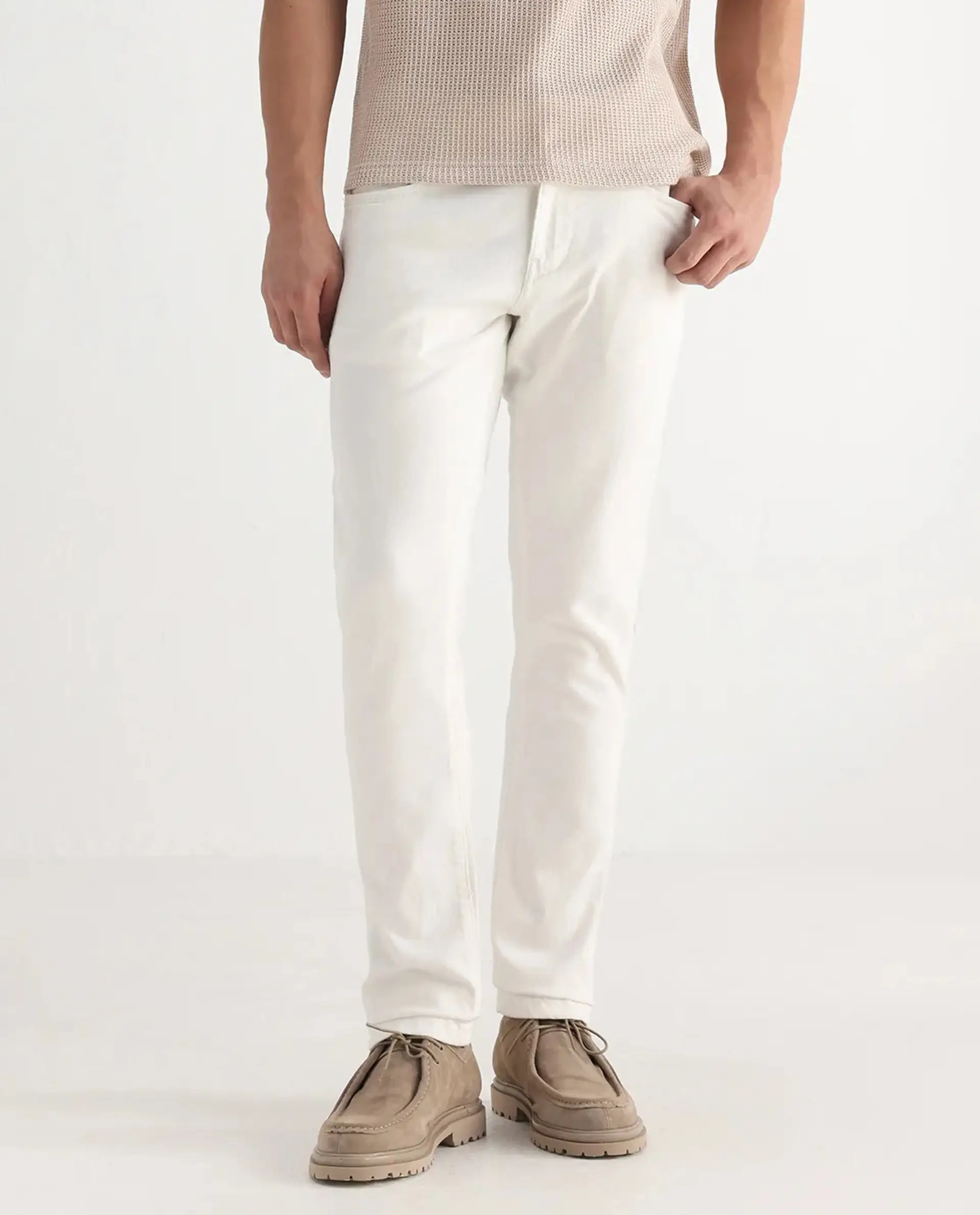 Rare Rabbit Men's Safi White Cotton Blend Plain Hawk Slim Fit Jeans - Image 10