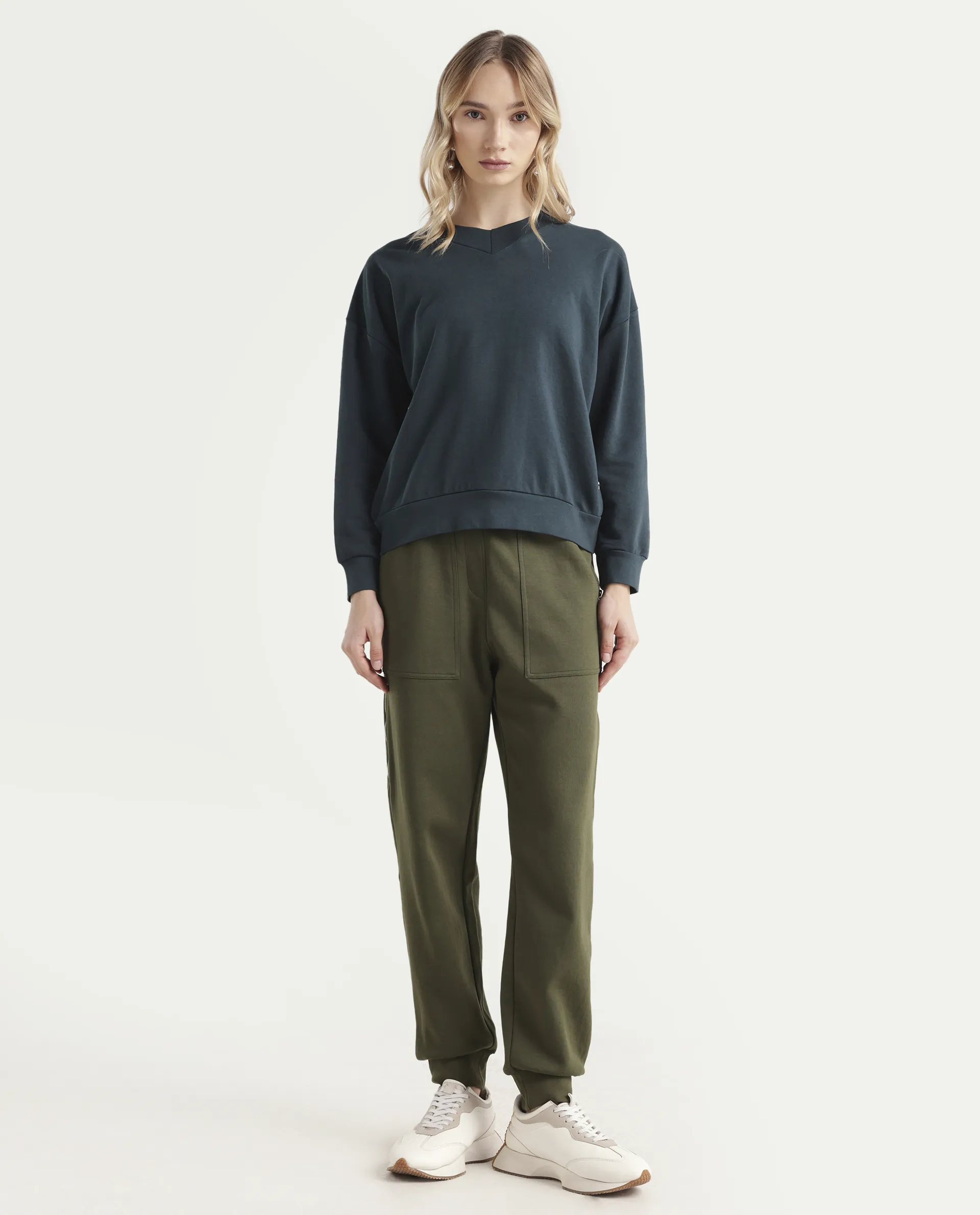 Rareism Women's Saints Olive Cotton Blend Plain Ankle Length Regular Fit Track Pant - Image 5