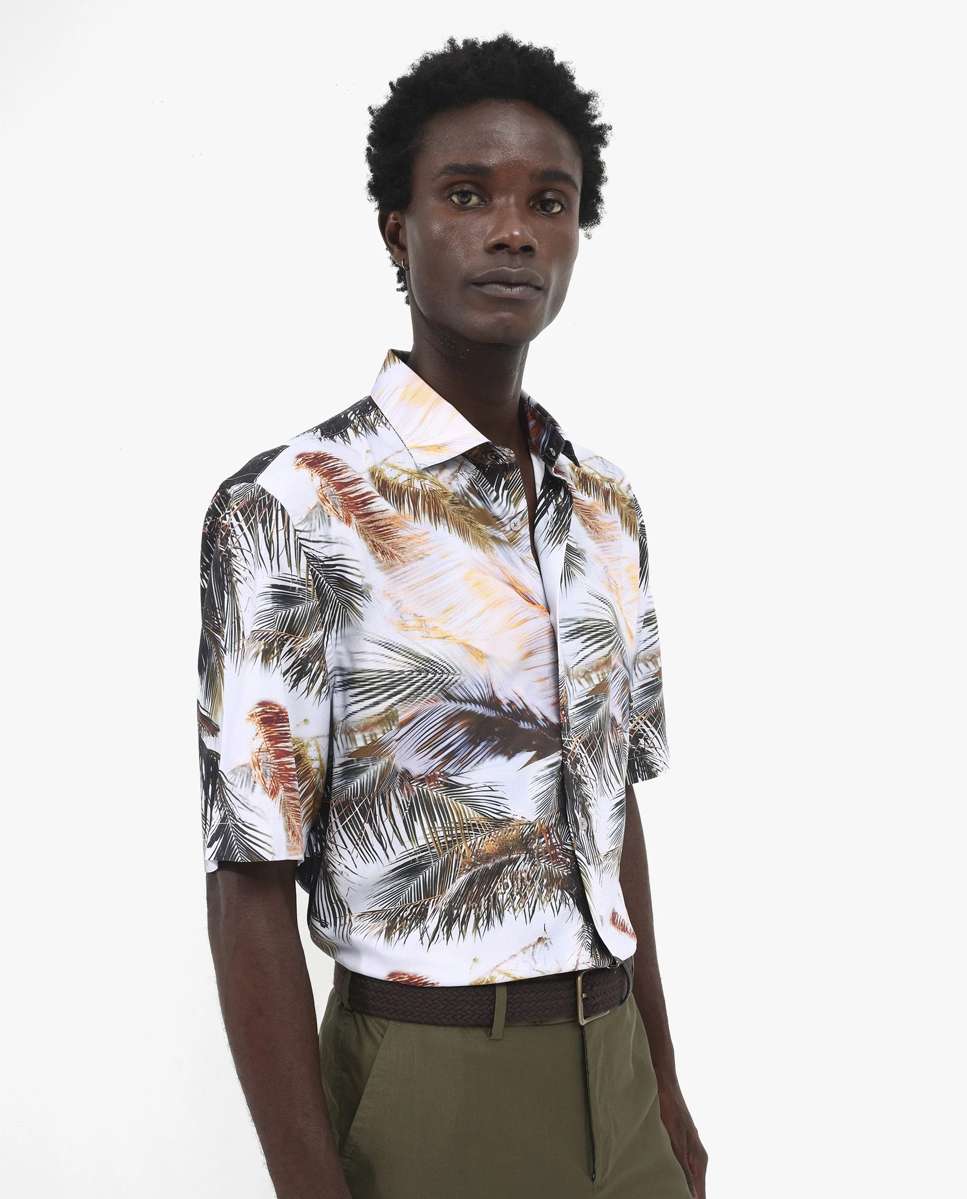 Rare Rabbit Men's Saiph Pastel Purple Viscose Tropical Print Boxy Fit Half Sleeve Collared Shirt - Image 7