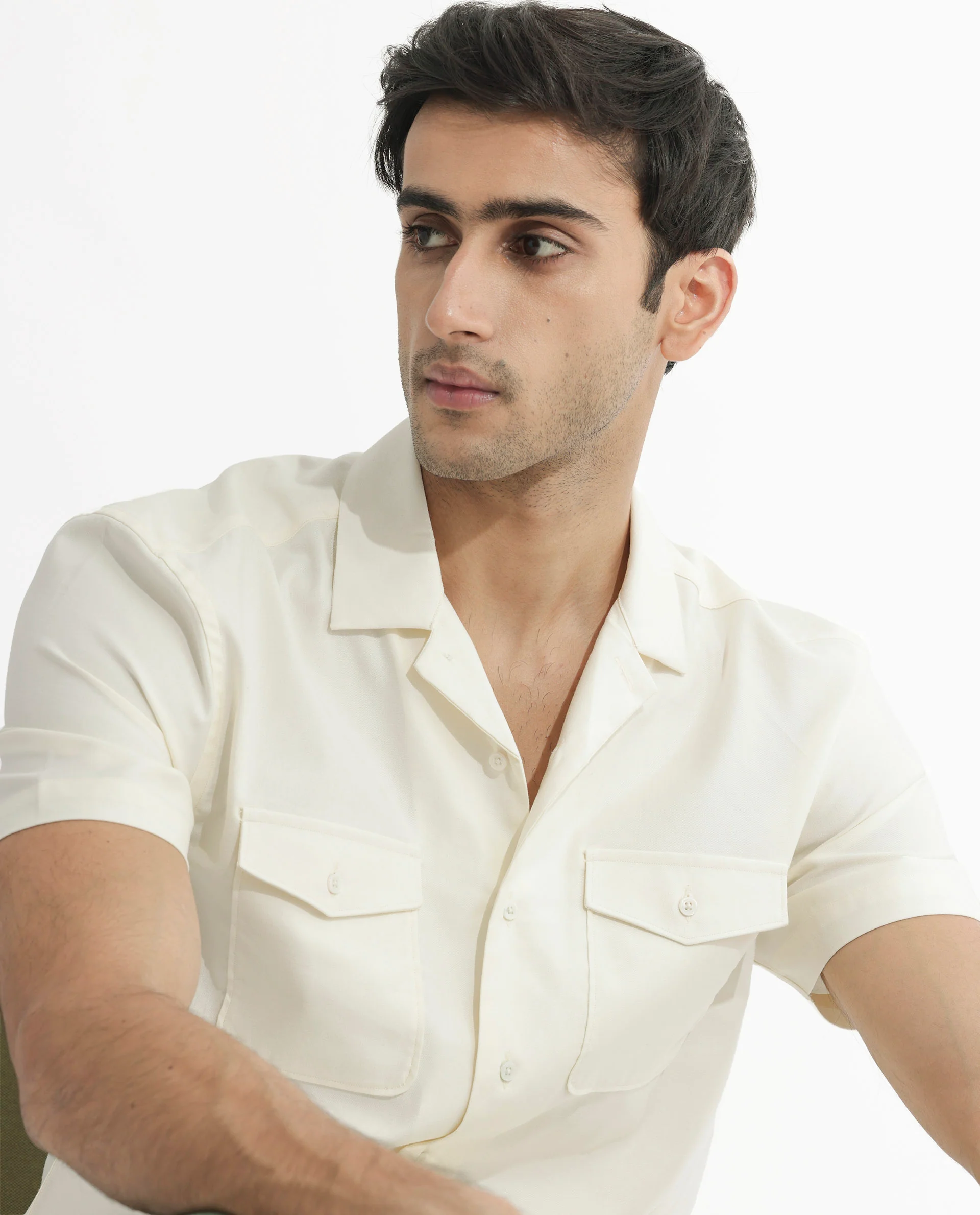 Rare Rabbit Men's Salford Off White Cotton Plain Regular Fit Half Sleeve Cuban Collar Shirt - Image 4