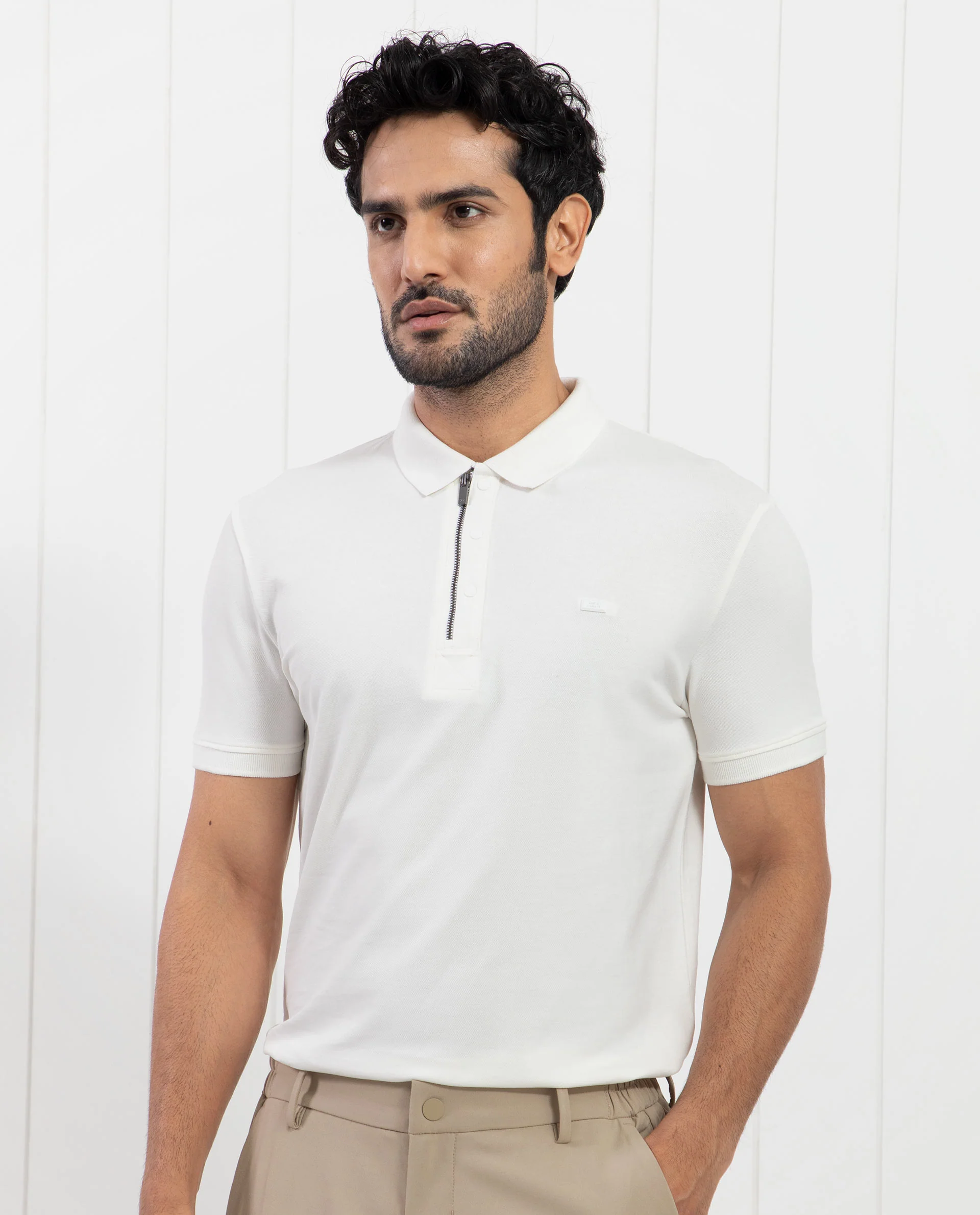 Rare Rabbit Men's Saliso Off White Cotton Plain Regular Fit Half Sleeve Polo - Image 5