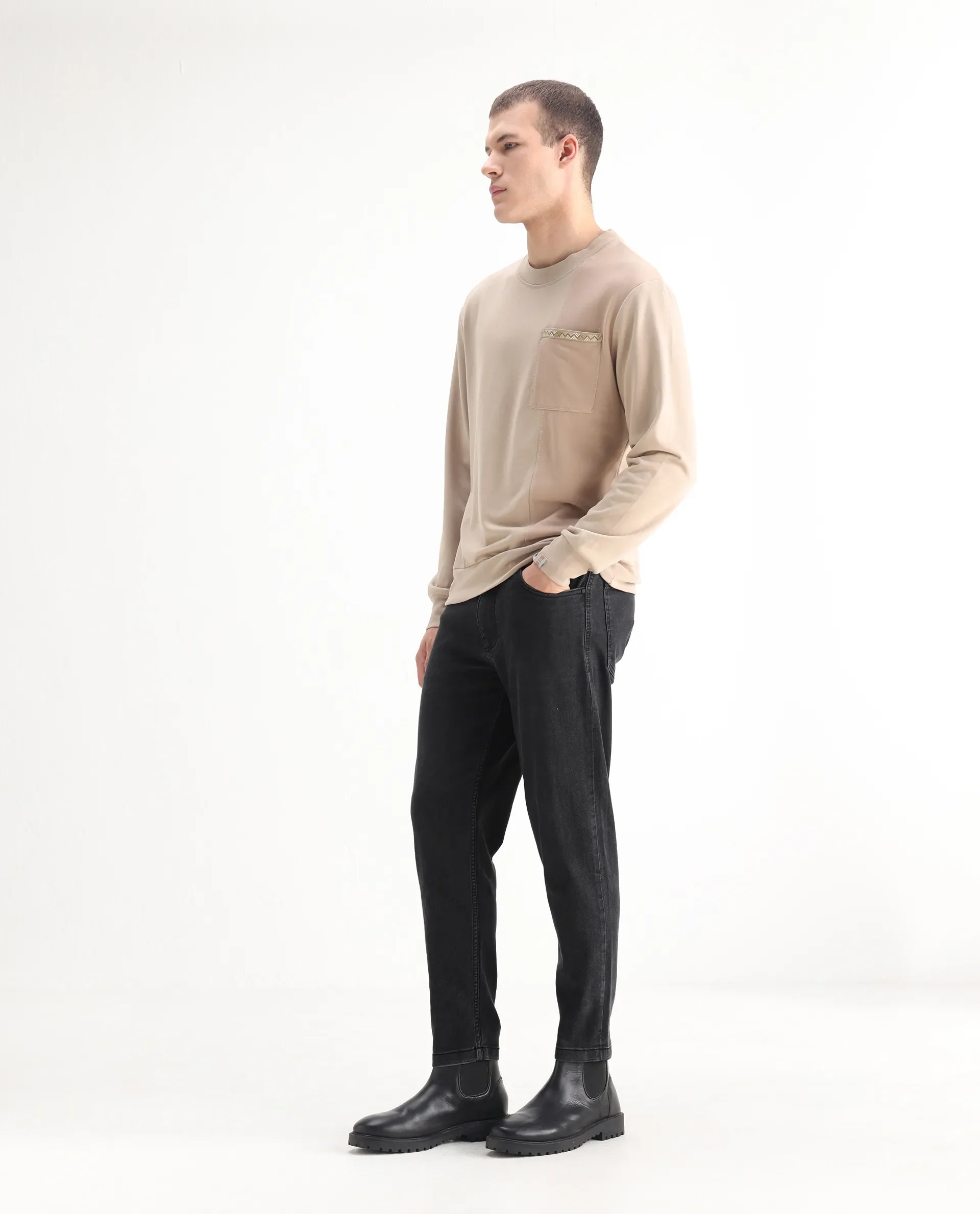Rare Rabbit Men's Sam Black Cotton Plain Kurt Carrot Fit Jeans - Image 5