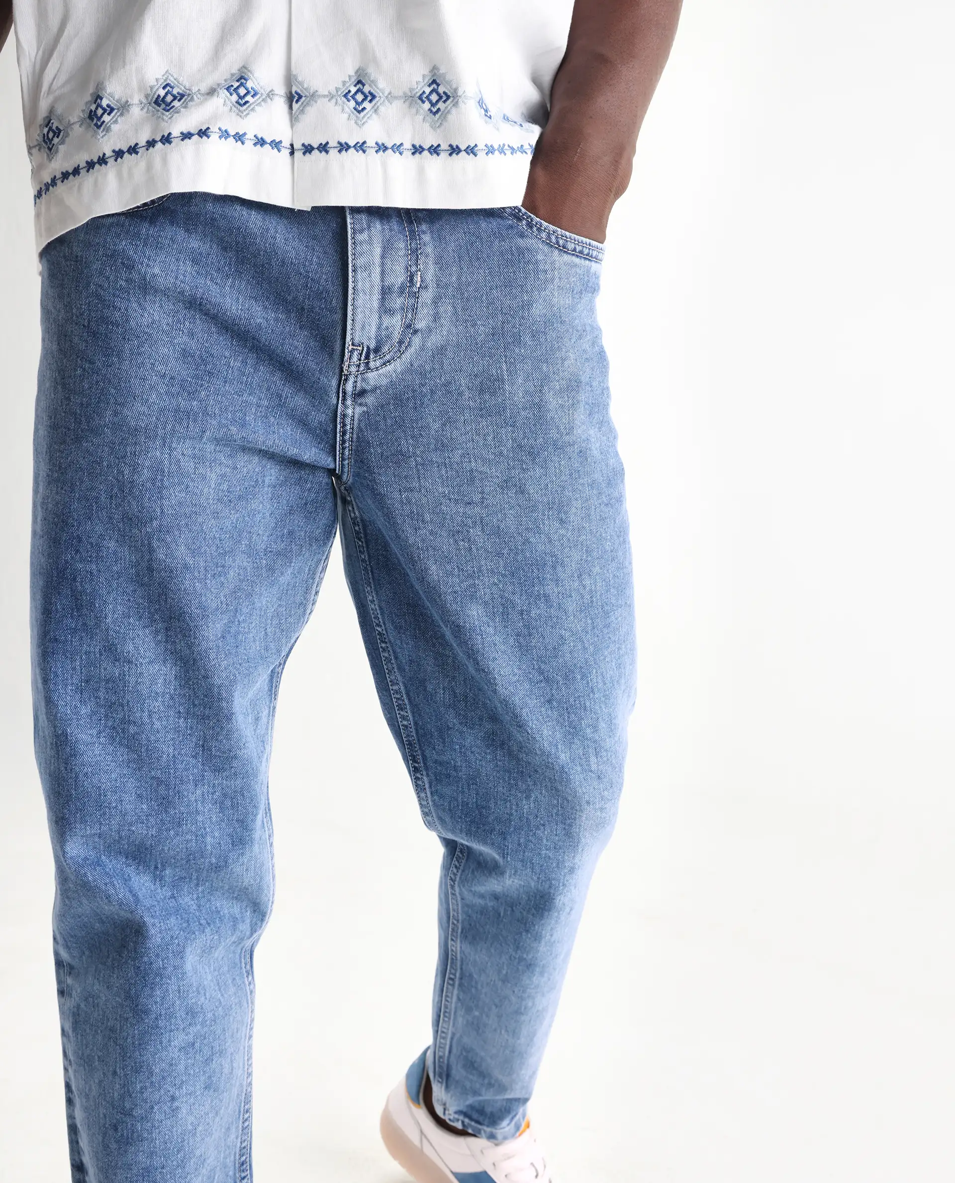 Rare Rabbit Men's Sam Light Blue Cotton Plain Kurt Carrot Fit Jeans - Image 2