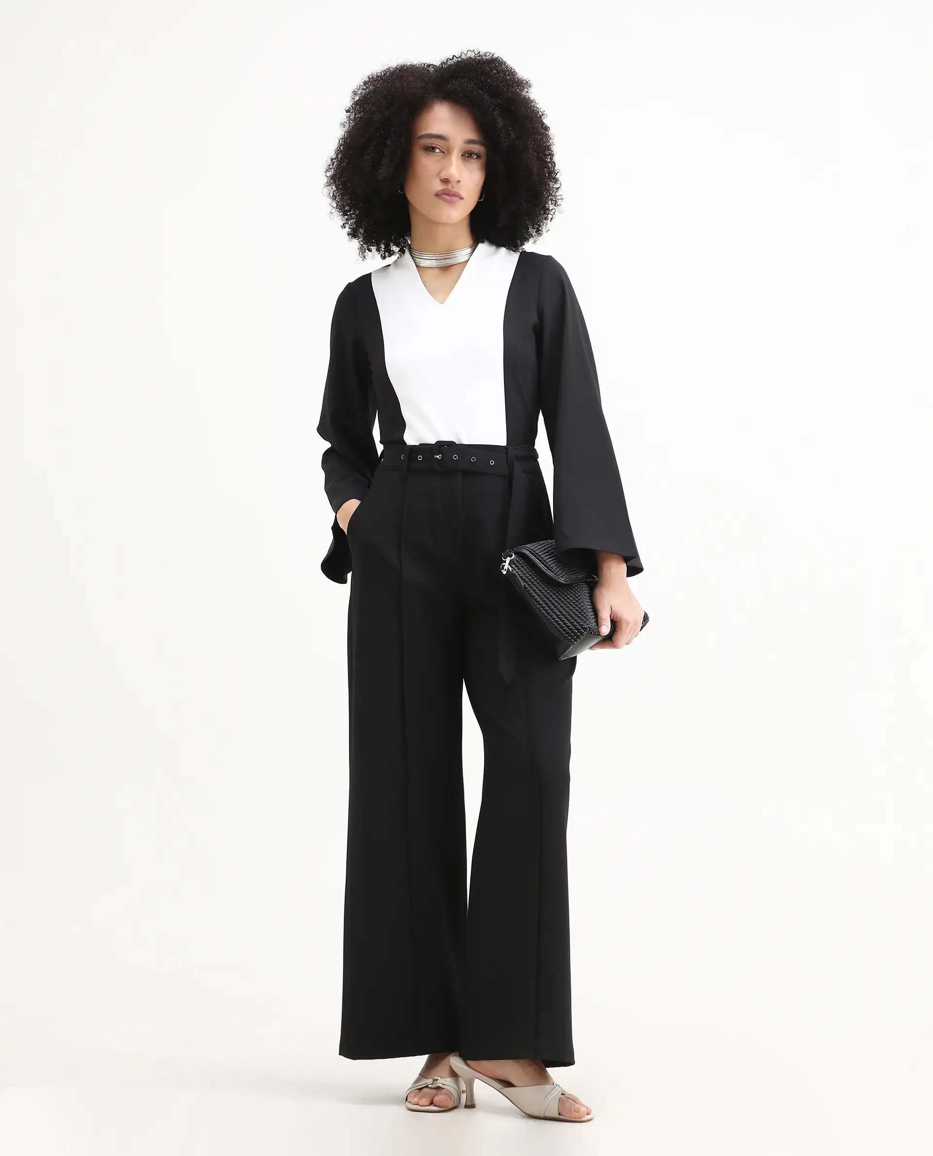 Rareism Women's Sanchiyi Black Twill V-Neck Color Block Regular Fitted Top - Image 2